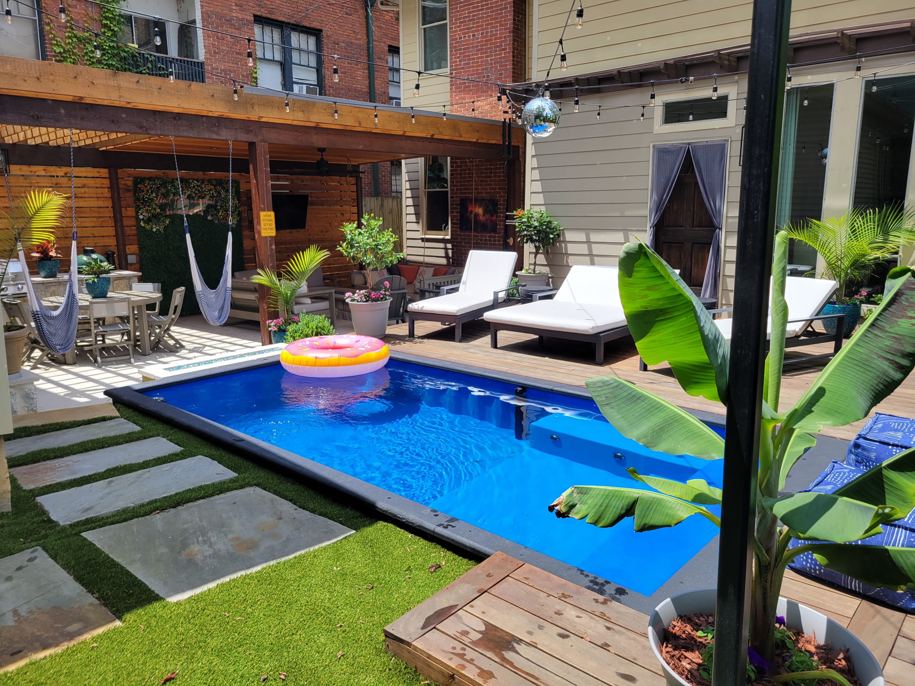 The Classy Craftsman - Beautiful Decor & Pool β Atlanta, GA β vacation rental