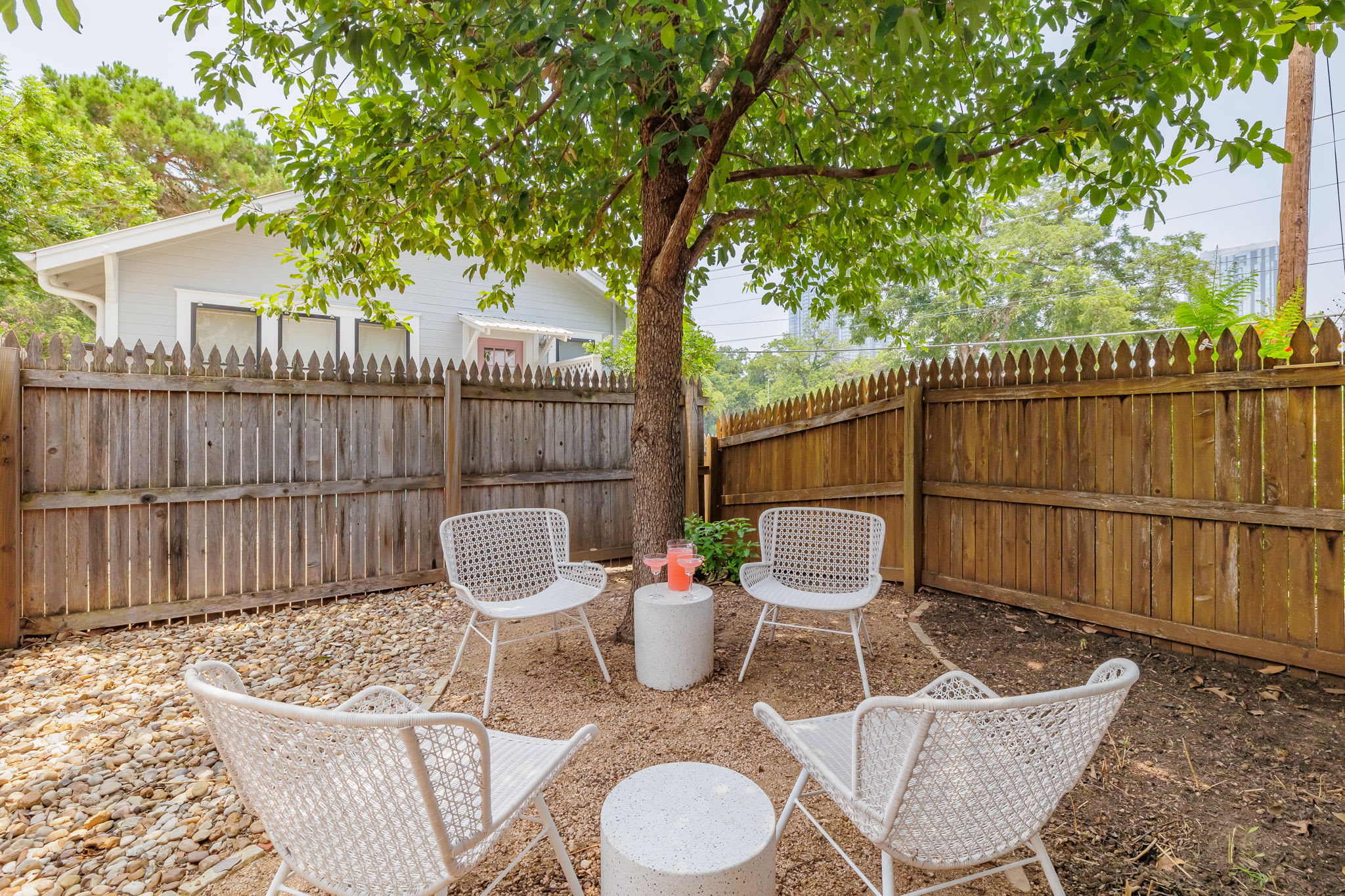 Charming Bungalow, Walk to Food | East Austin