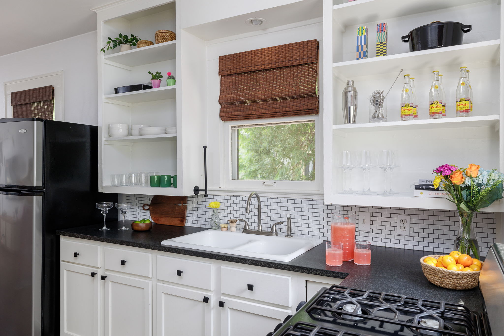 Charming Bungalow, Walk to Food | East Austin