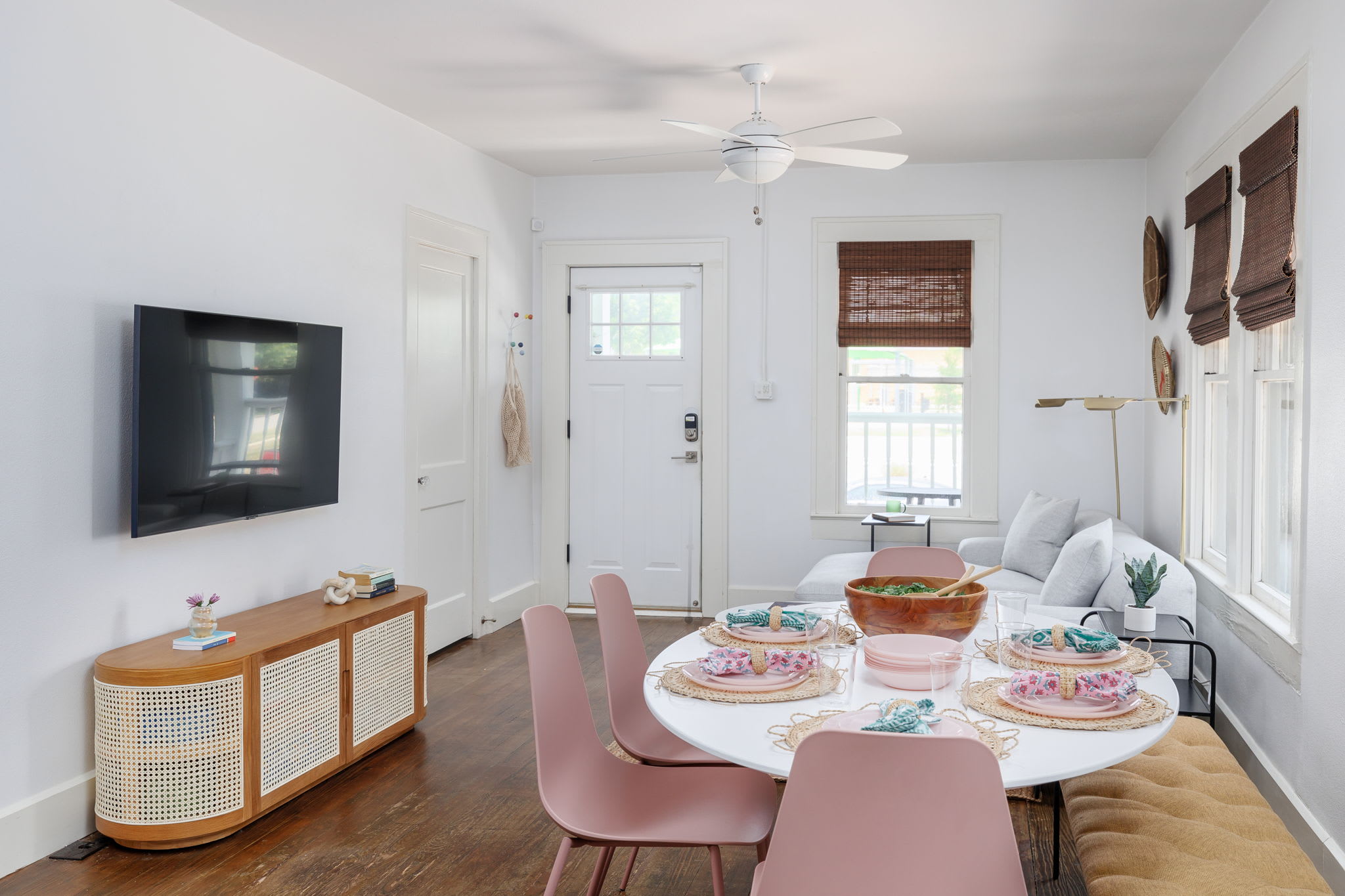 Charming Bungalow, Walk to Food | East Austin