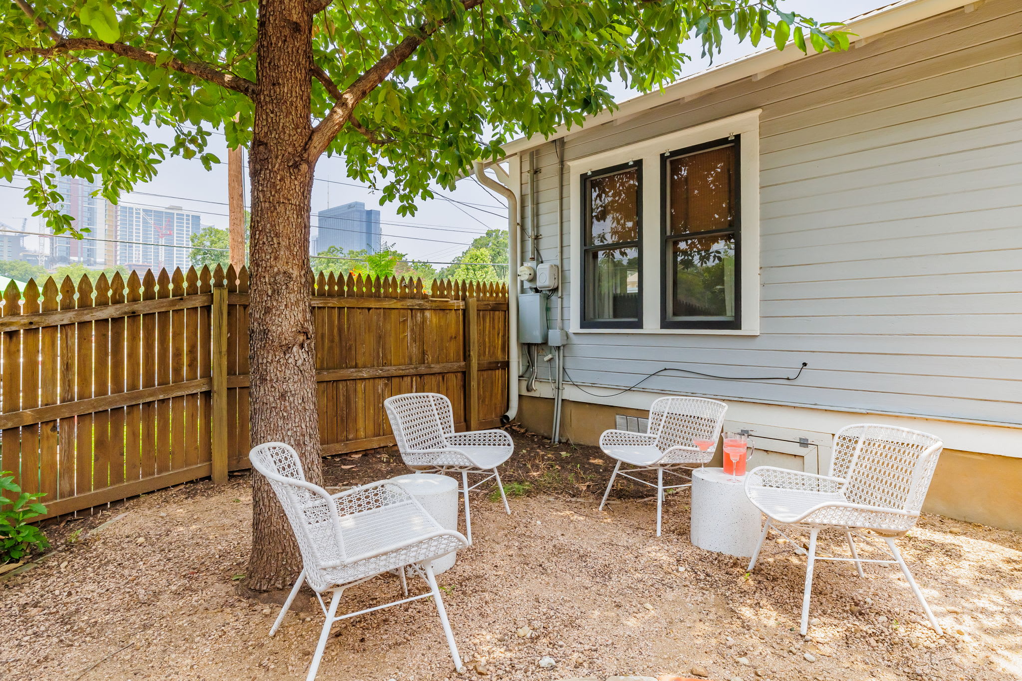 Charming Bungalow, Walk to Food | East Austin