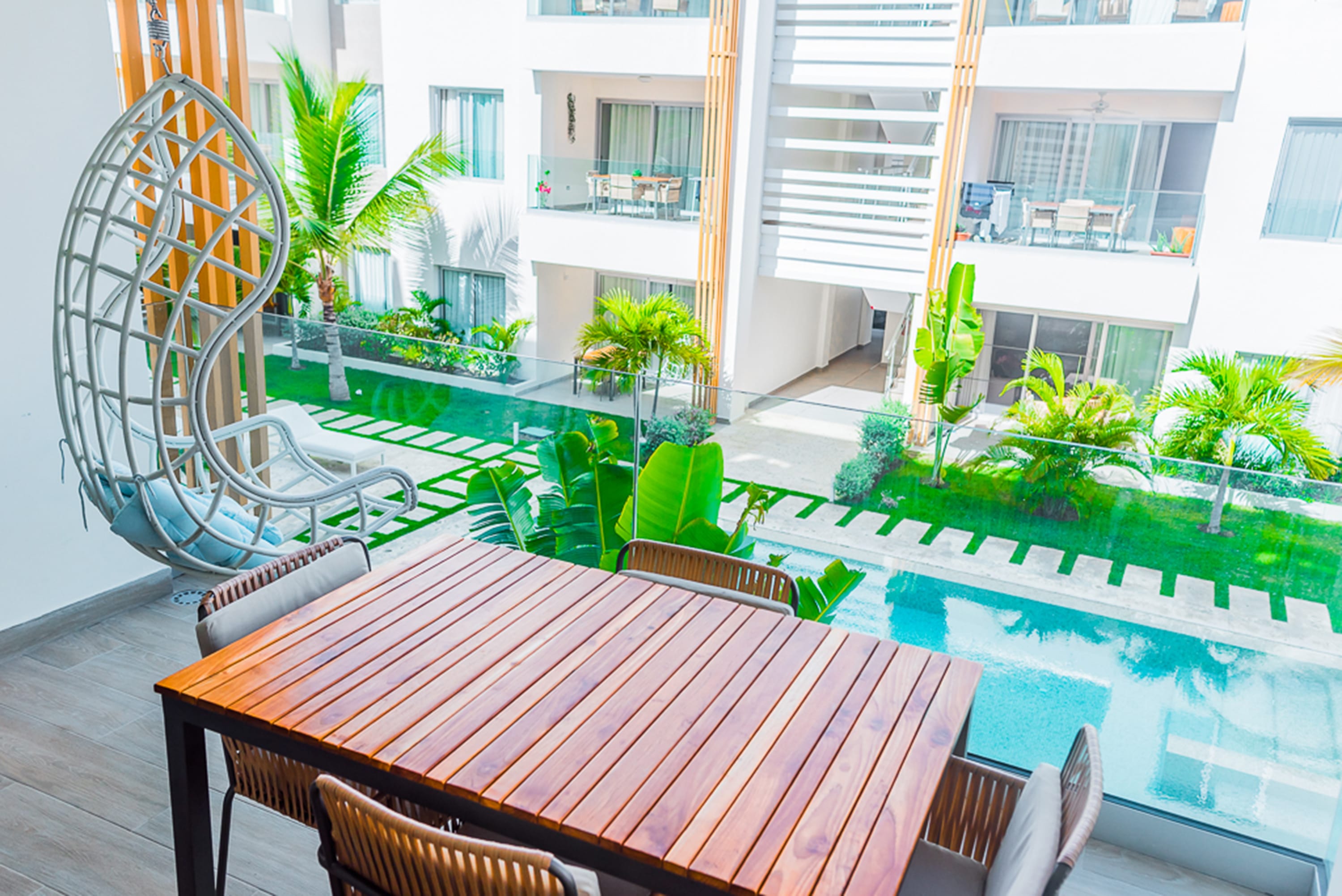 Affordable luxury condo steps away from the Beach - Foto 38