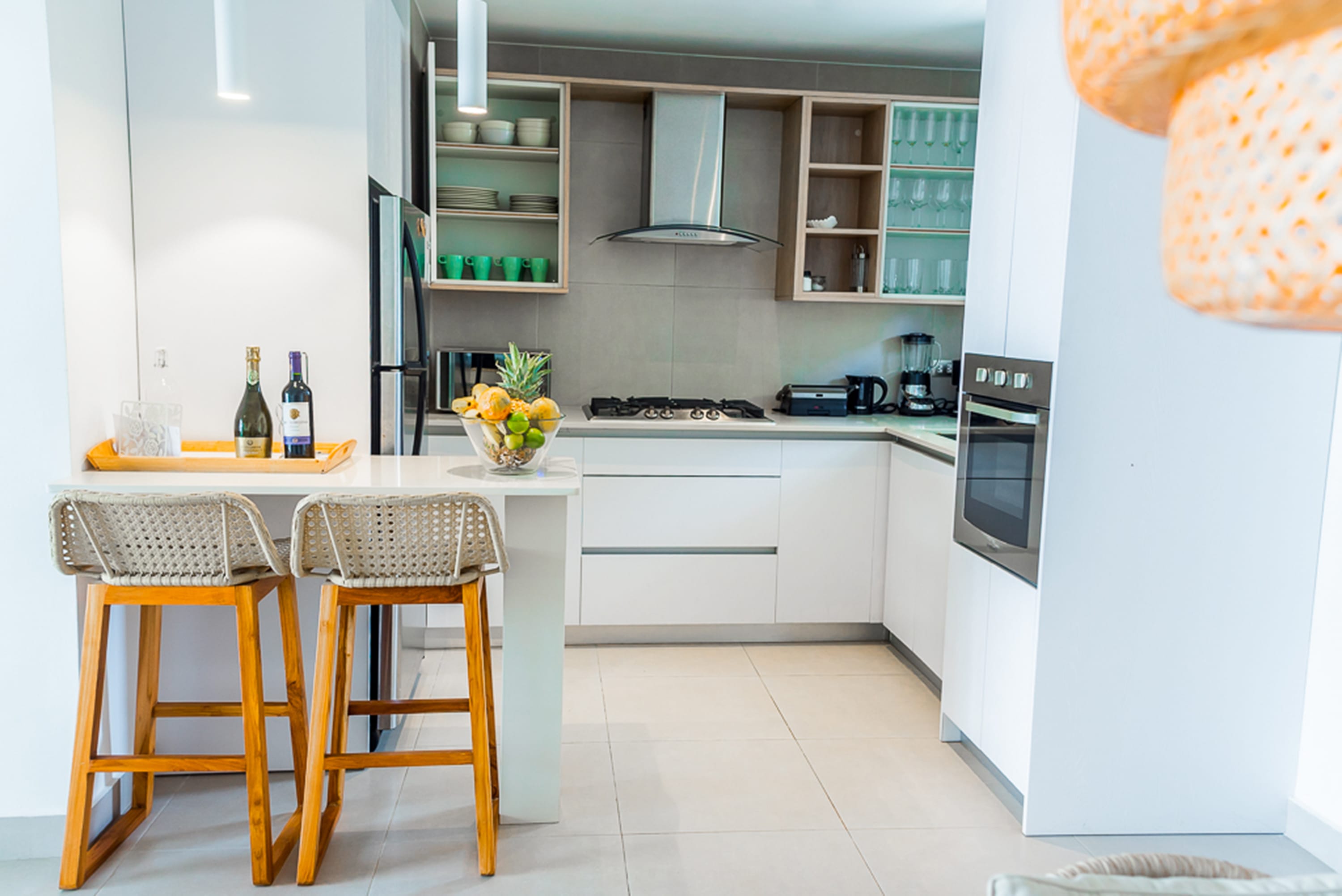 Affordable luxury condo steps away from the Beach - Foto 20