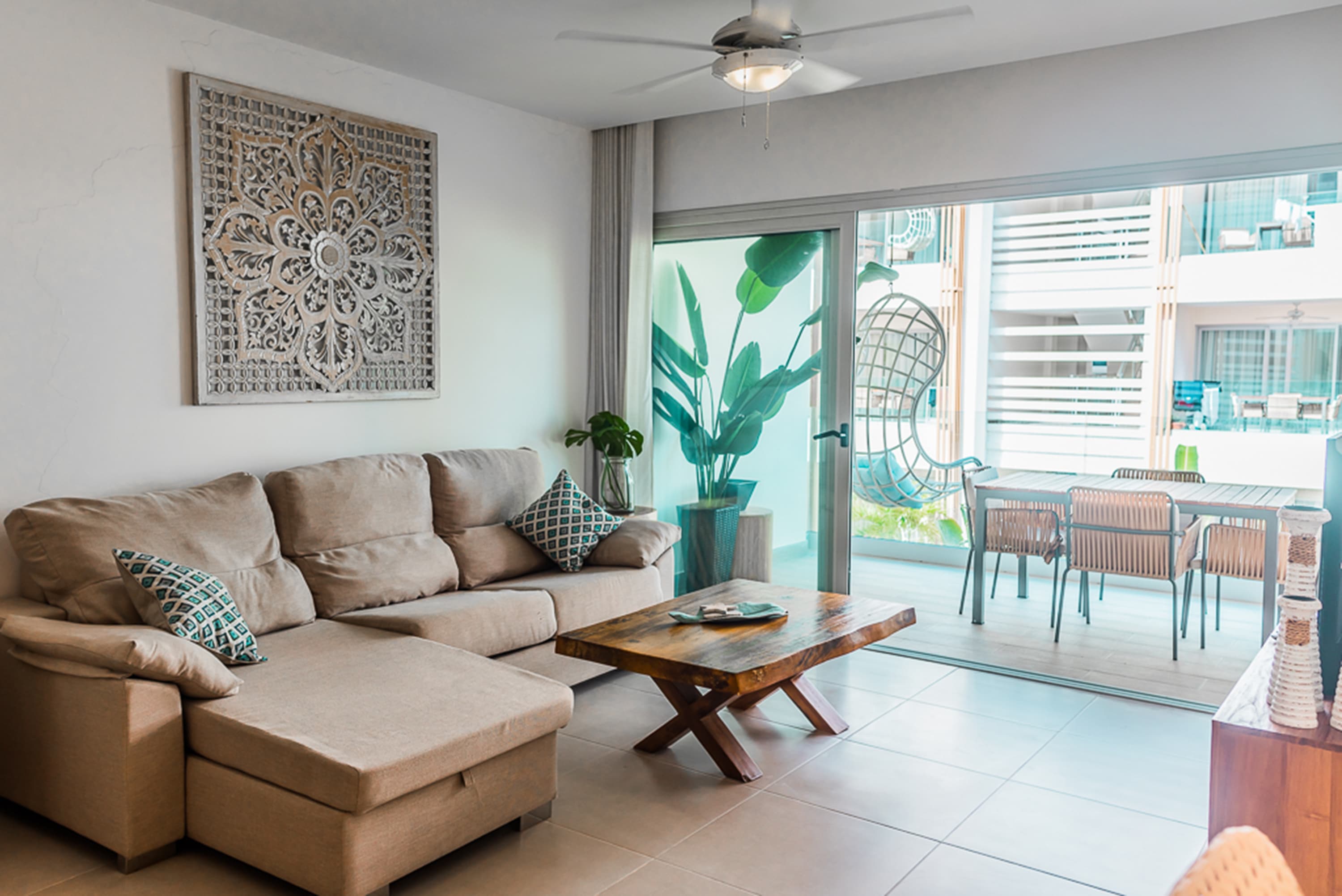 Affordable luxury condo steps away from the Beach - Foto 14