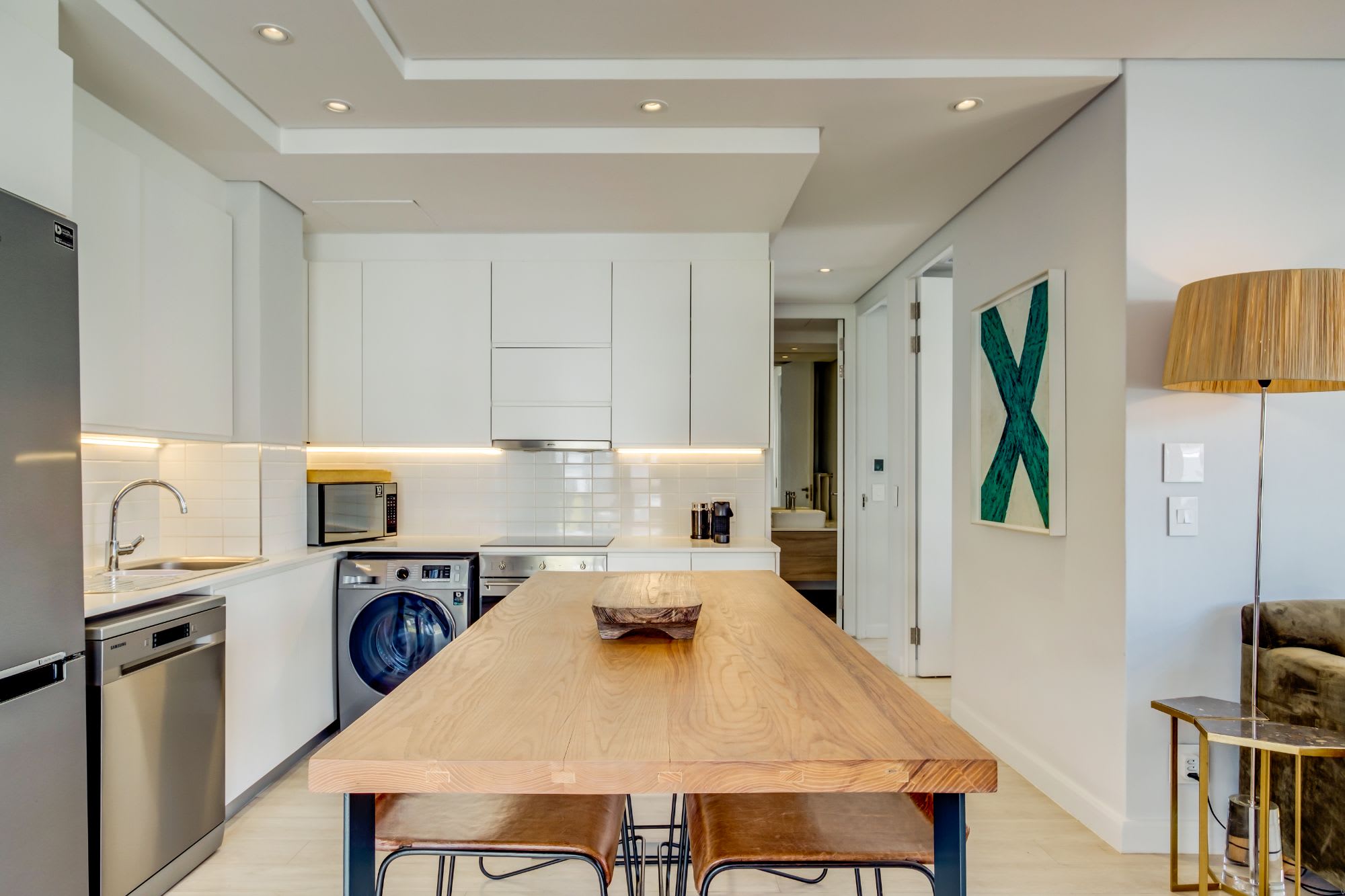 Beautiful Apartment with Mountain Views 404 on N 5