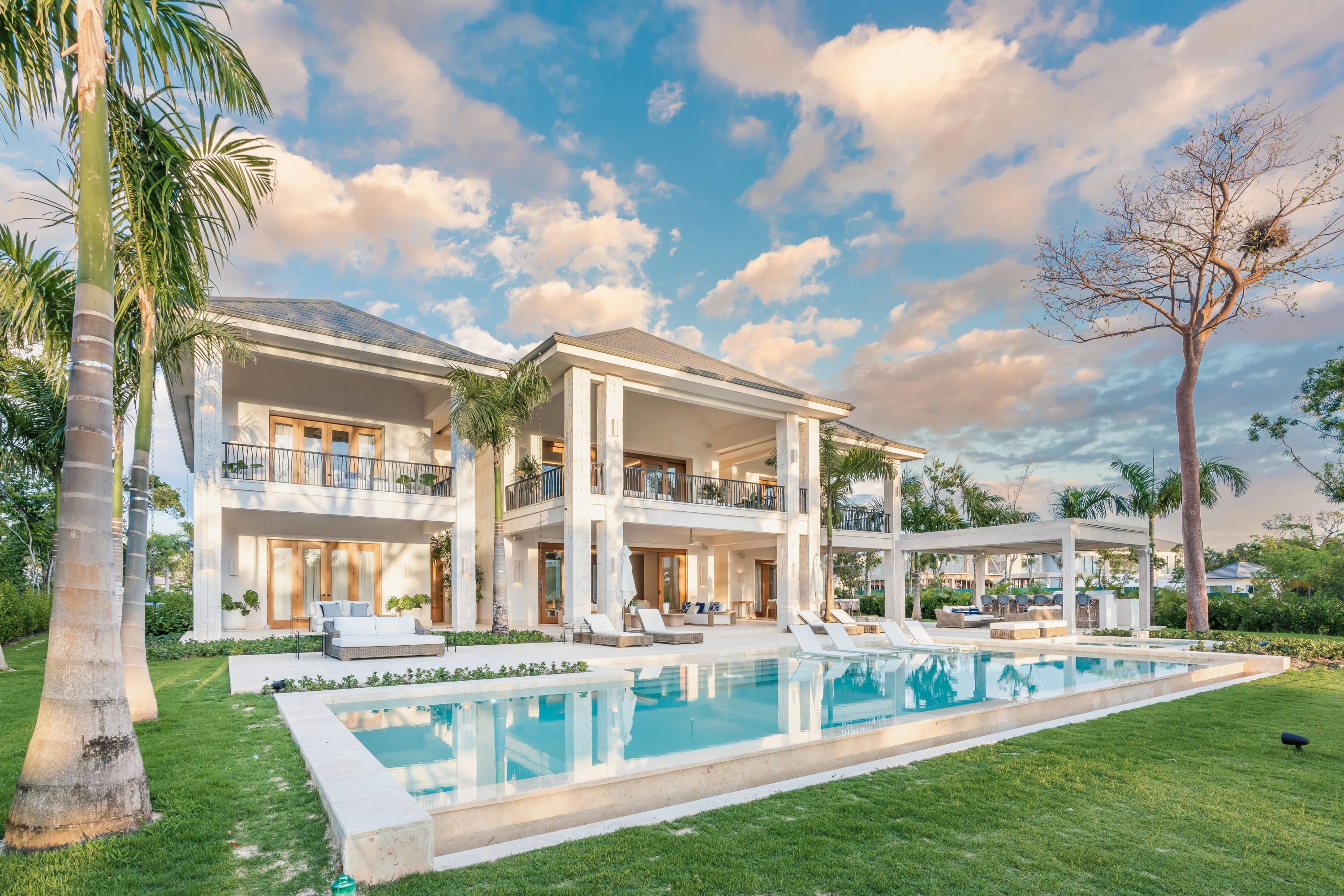 Hacienda A-31 Modern Villa with golf course view — Punta Cana, La Altagracia Province — vacation rental