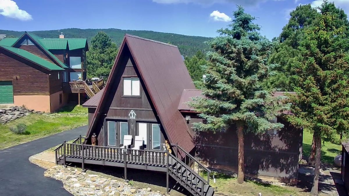 Welcome to the chalet of your dreams!