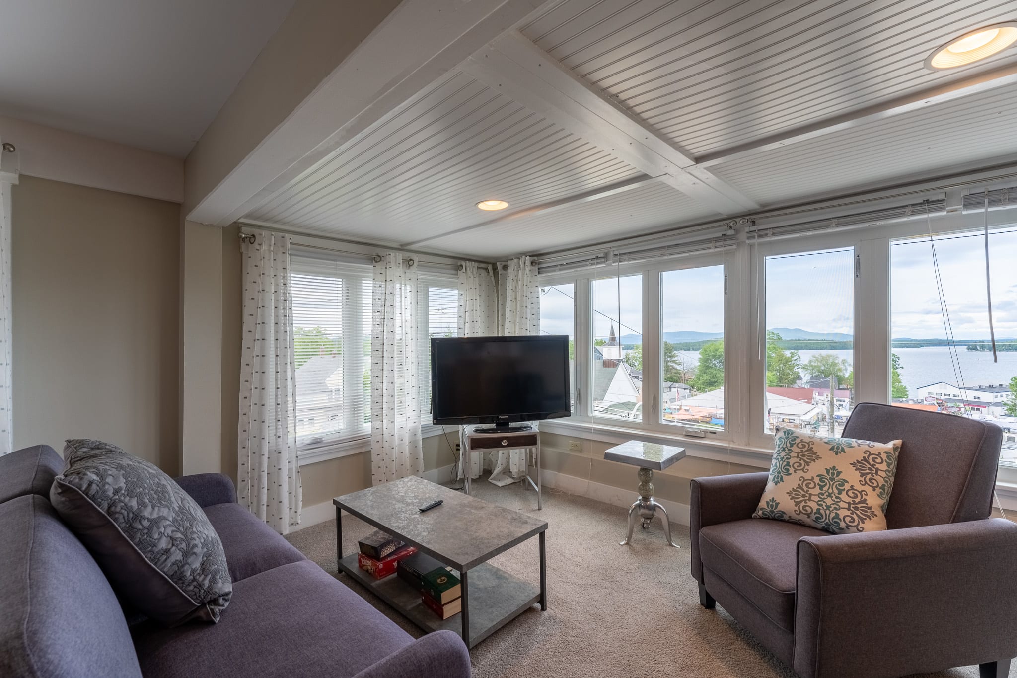 Lakeview Captain's Suite — Laconia, NH — vacation rental