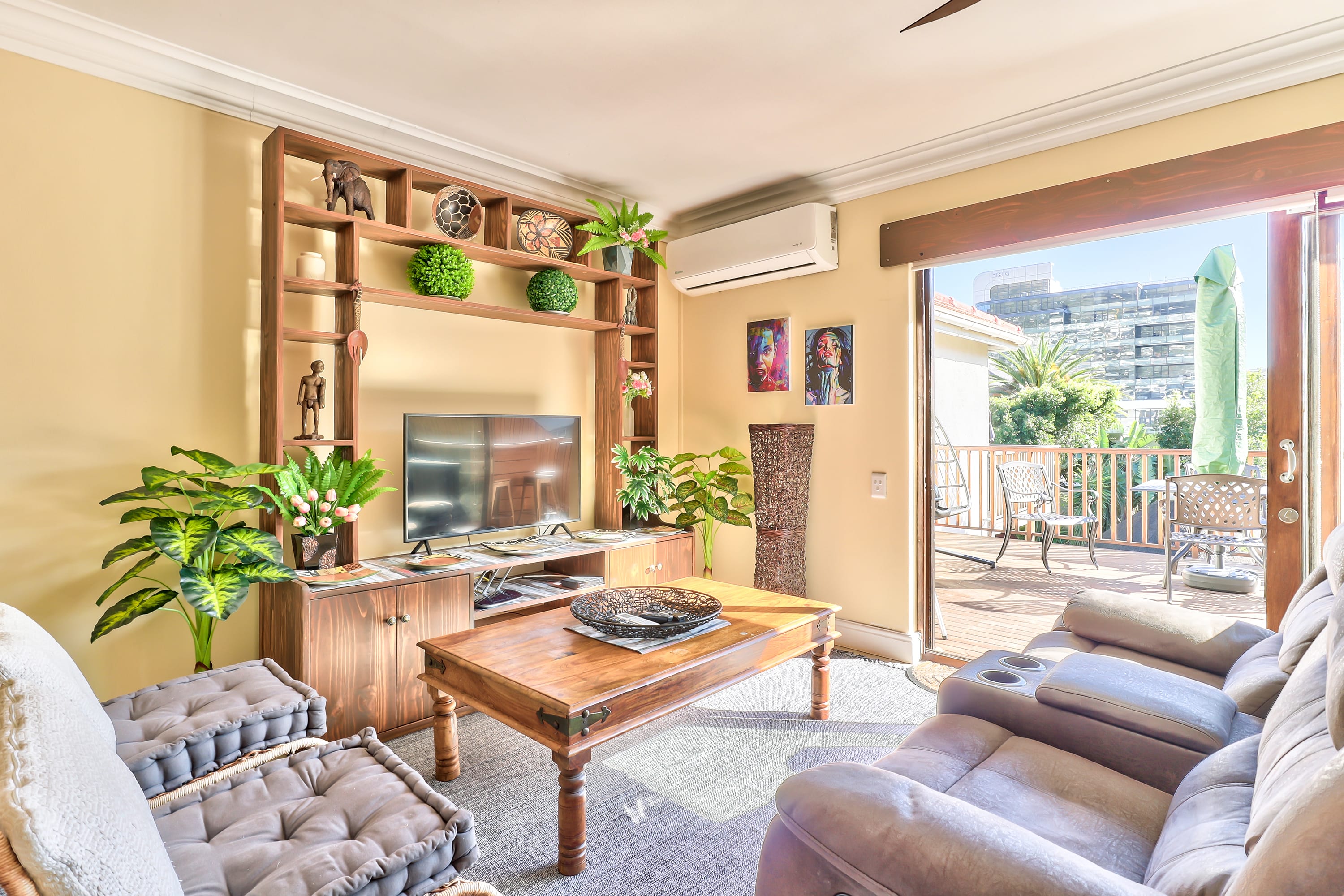 1 Bedroom Apt with swimming pool — Cape Town, Western Cape — vacation rental