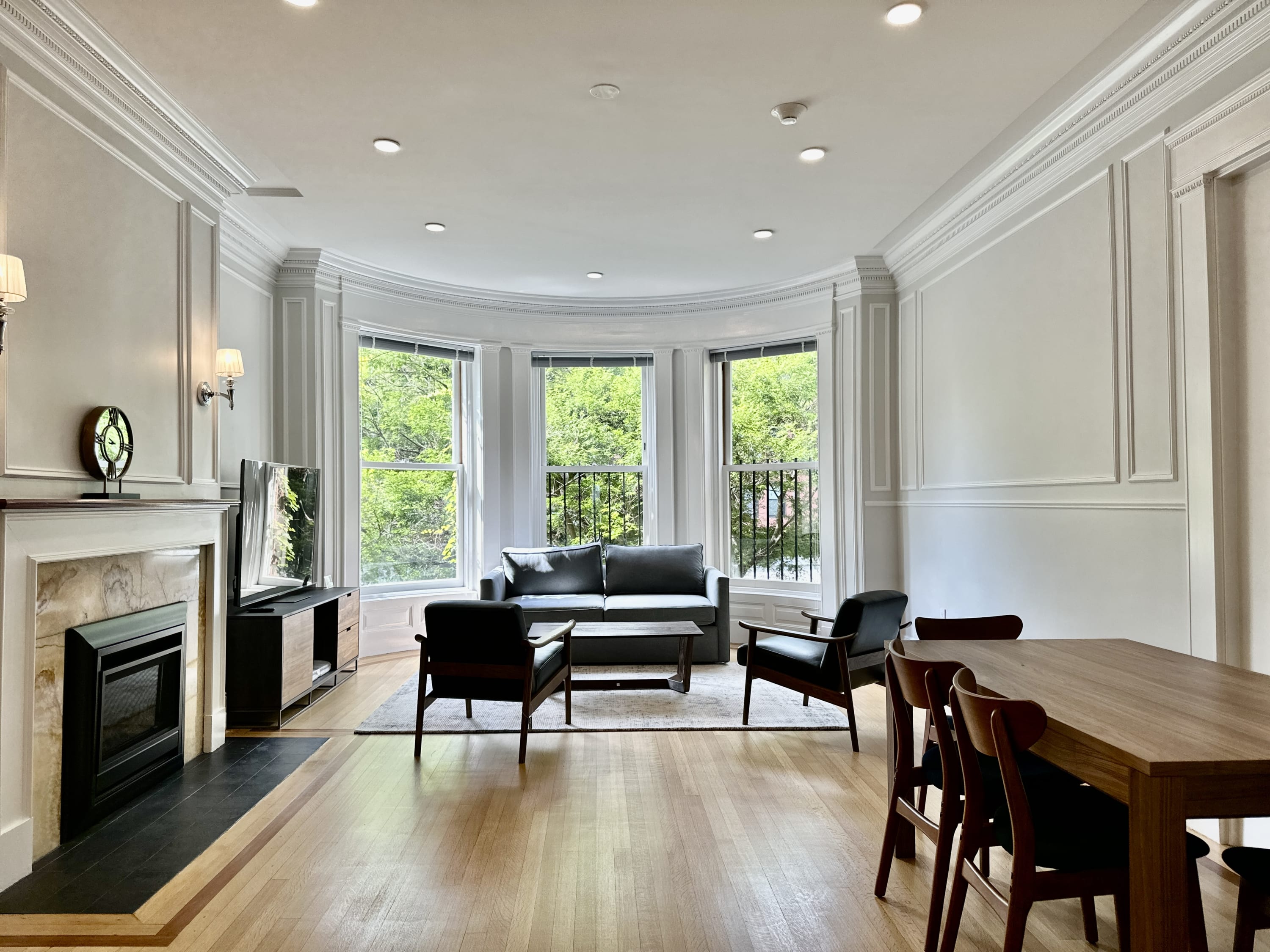 Charlesgate Suites Premier Oversized One Bedroom South End Hospitality