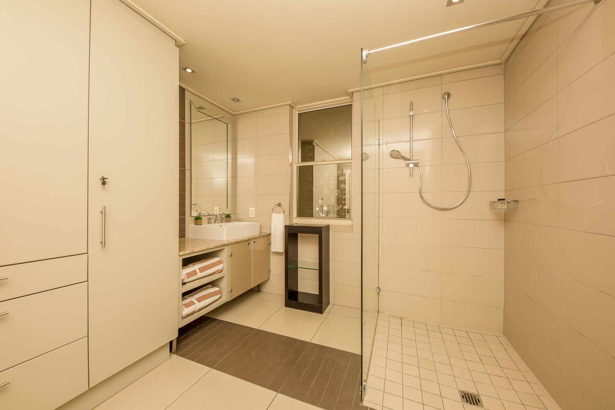 Green Point Apartment walking Distance to Stadium 407 Royal 8