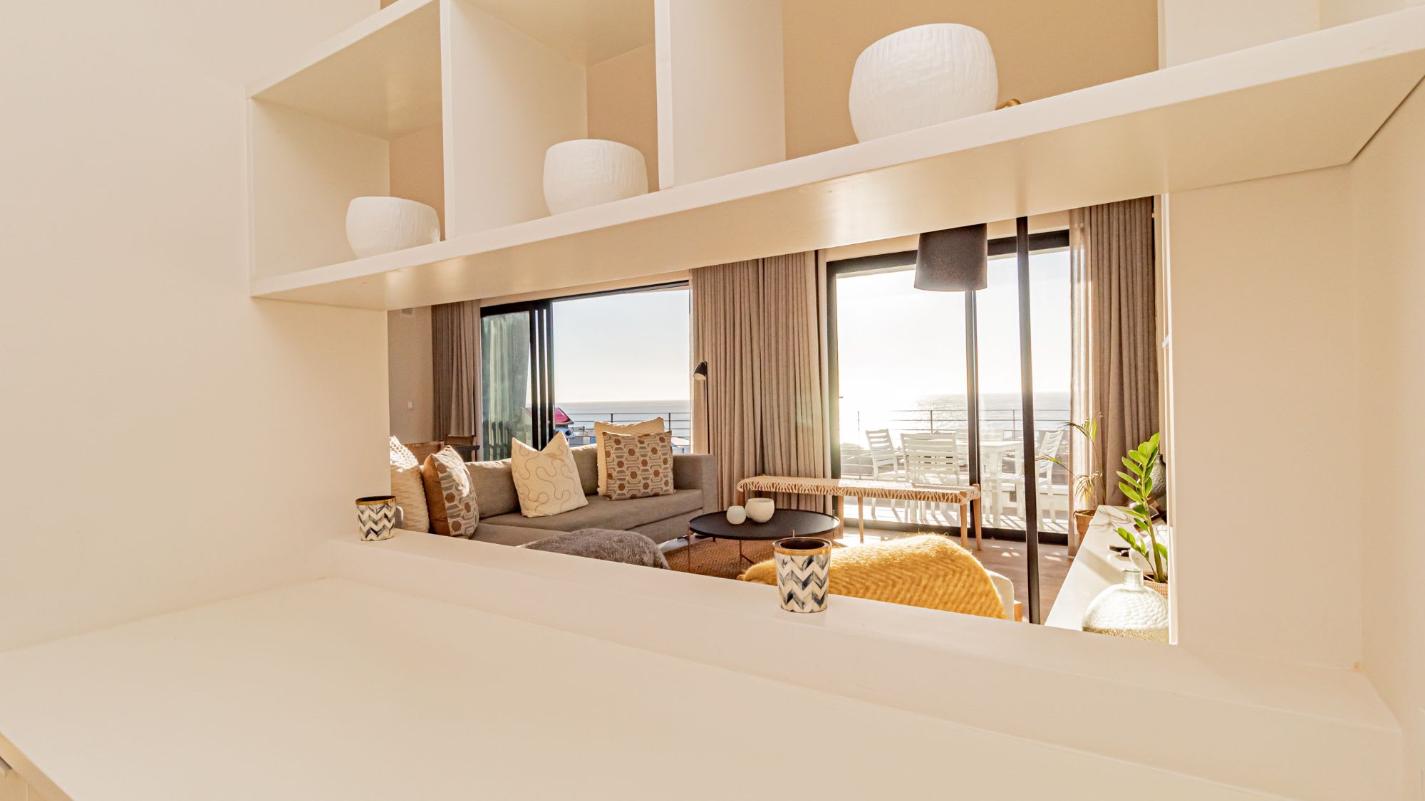 Modern Sea Point Apartment w Sea Views Alpha Sunsets 10