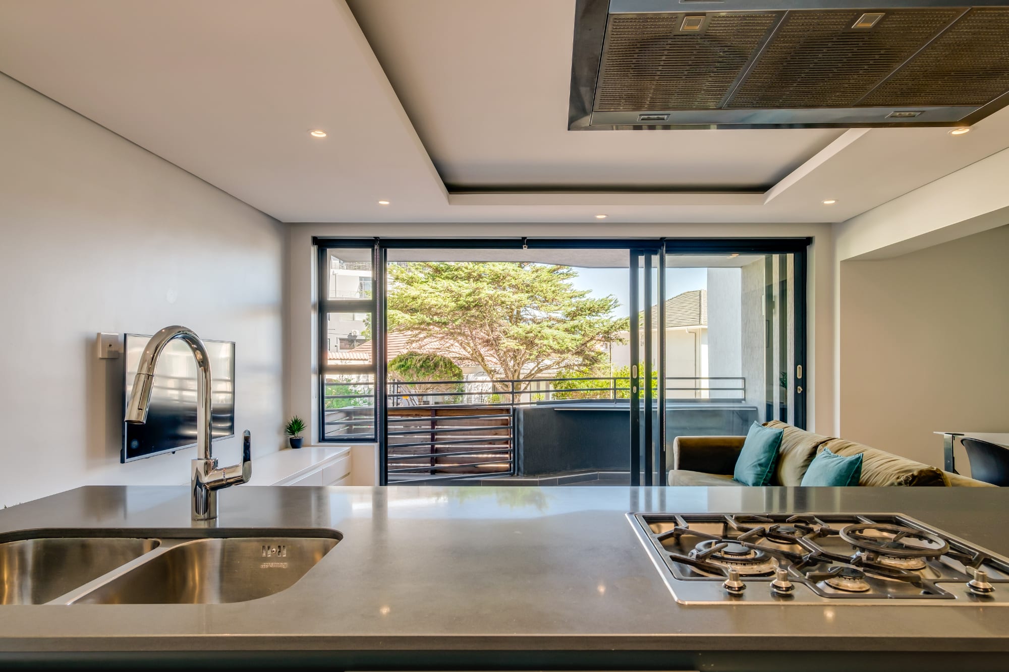 Conveniently Located Apartment in Green Point C on S 7
