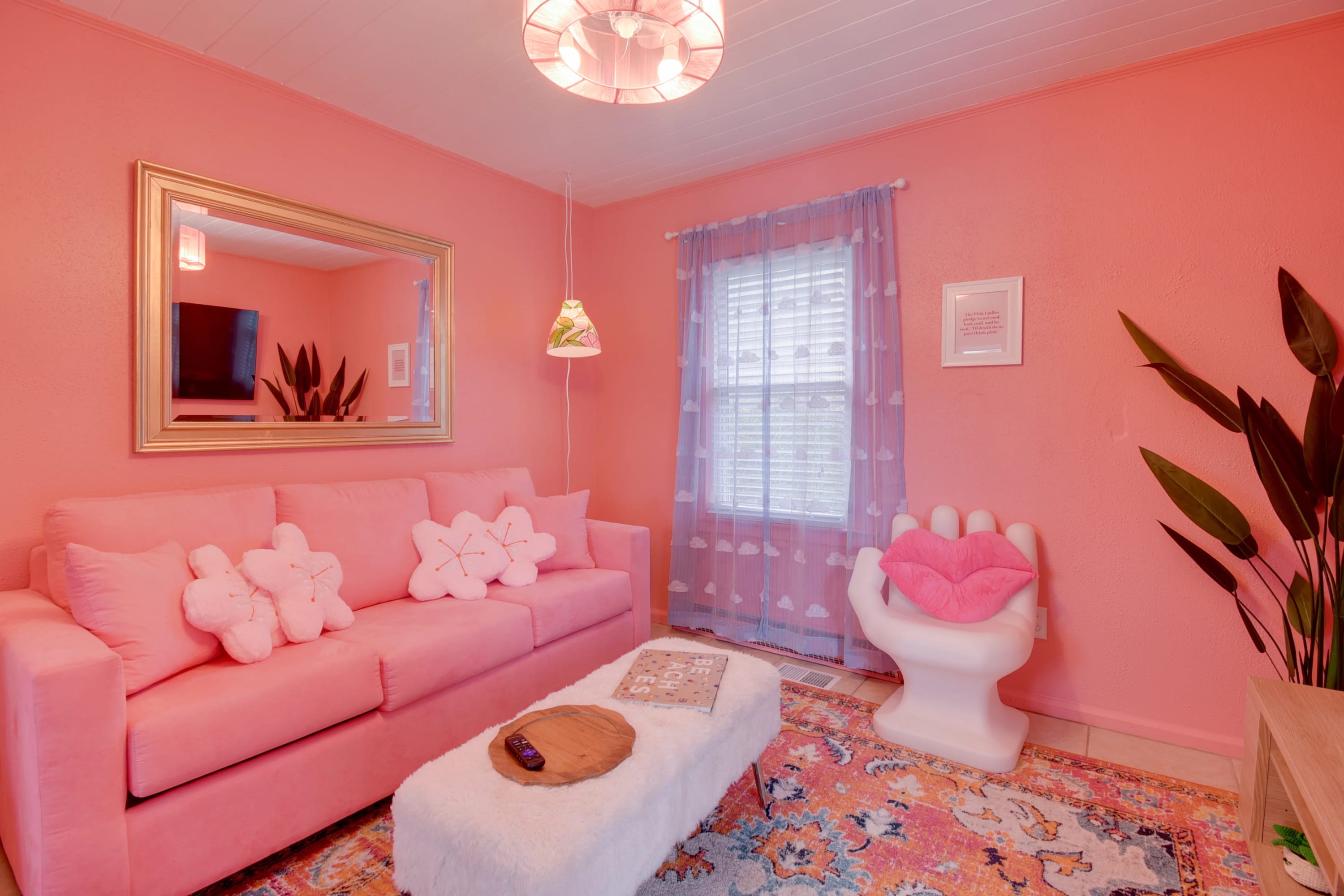 Inn the Pink One-in-a-Million Vacation with Pool!