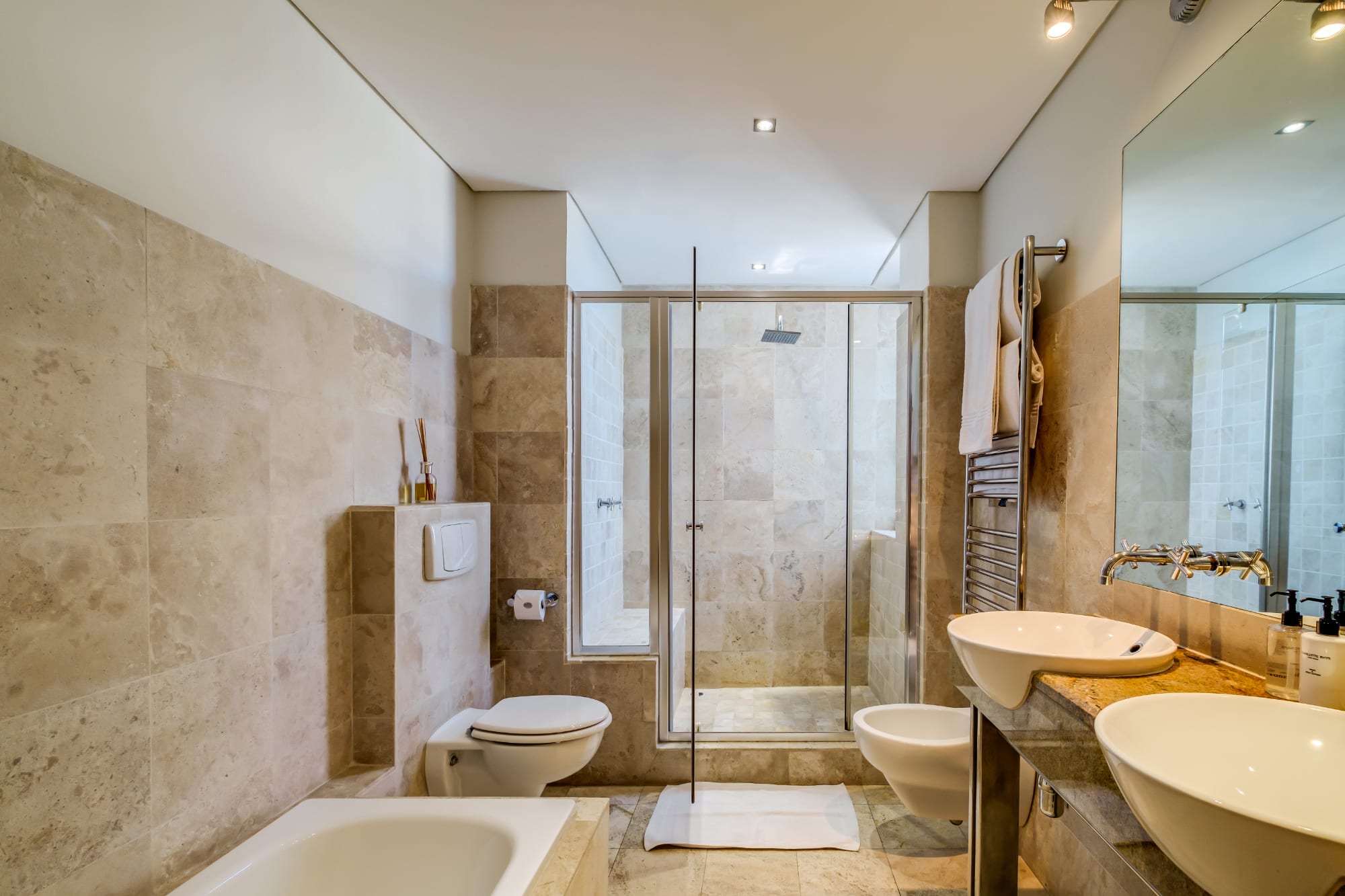 Private Holiday Apartment w Pool and Views Bali E 4