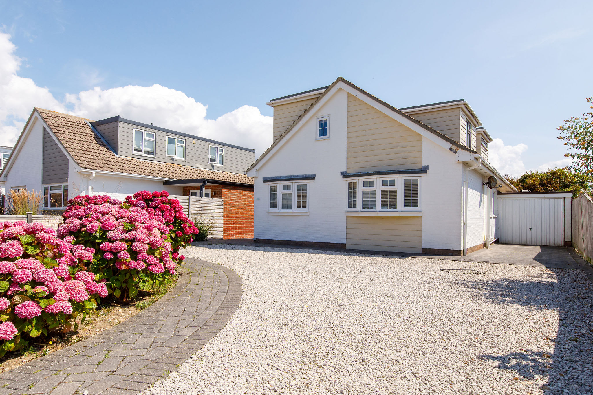 Family Seaside Retreat / 5 min to Beach