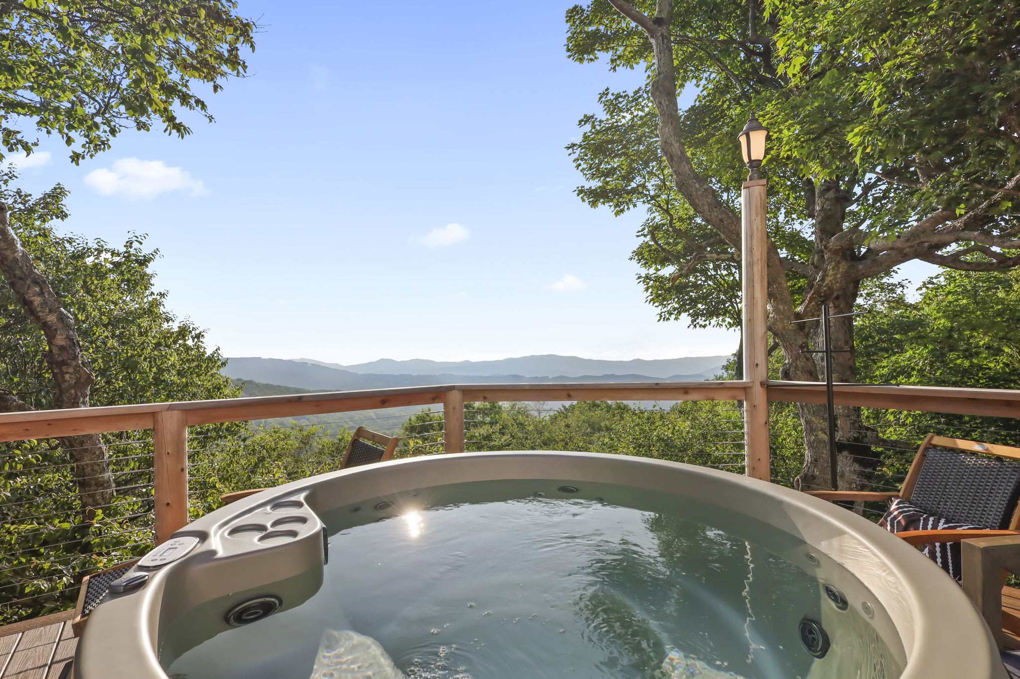 VIEWS! 3 Decks ~ Hot Tub + Movie Room + Game Room!