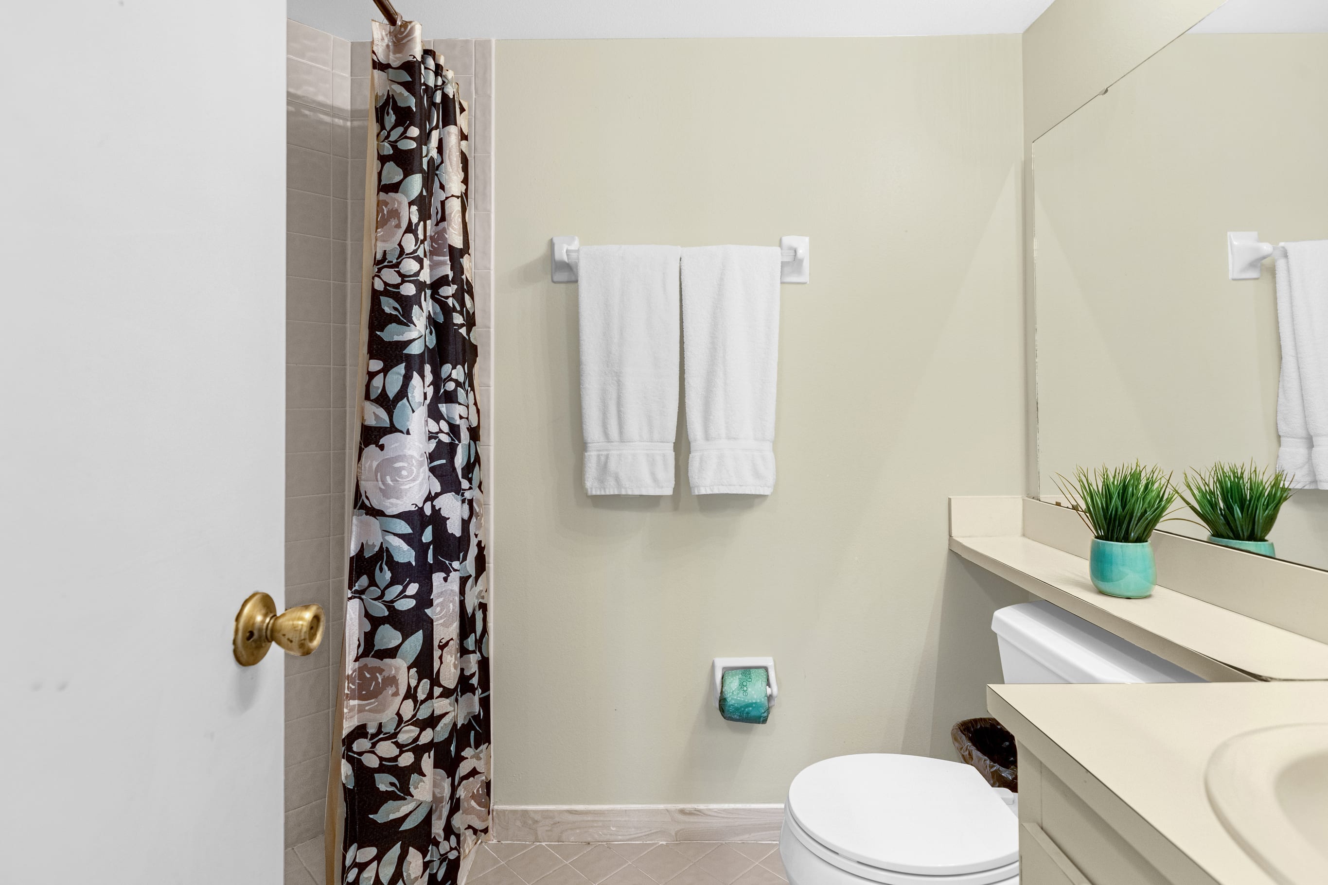 2nd Bedroom Bathroom