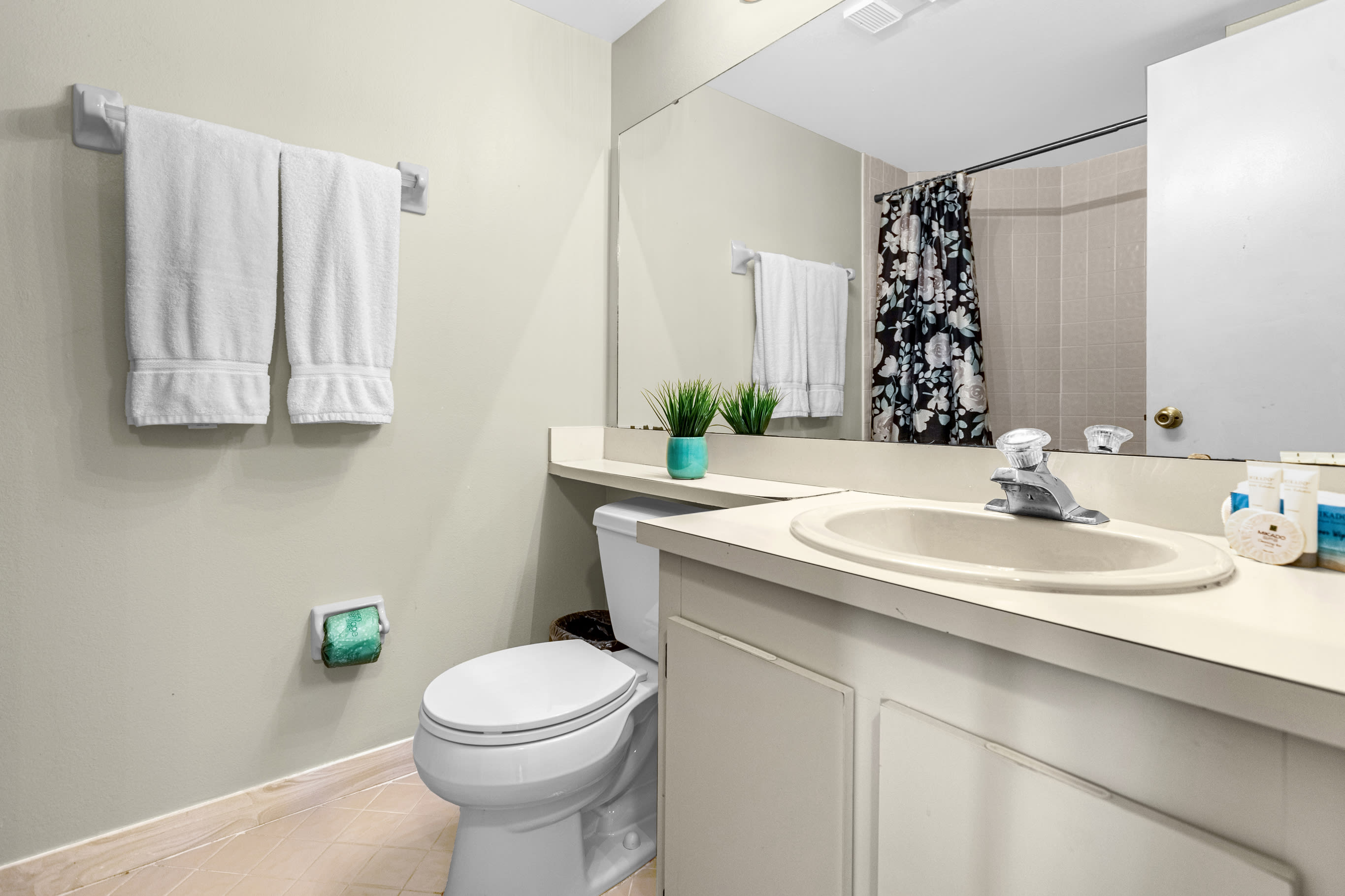 2nd Bedroom Bathroom