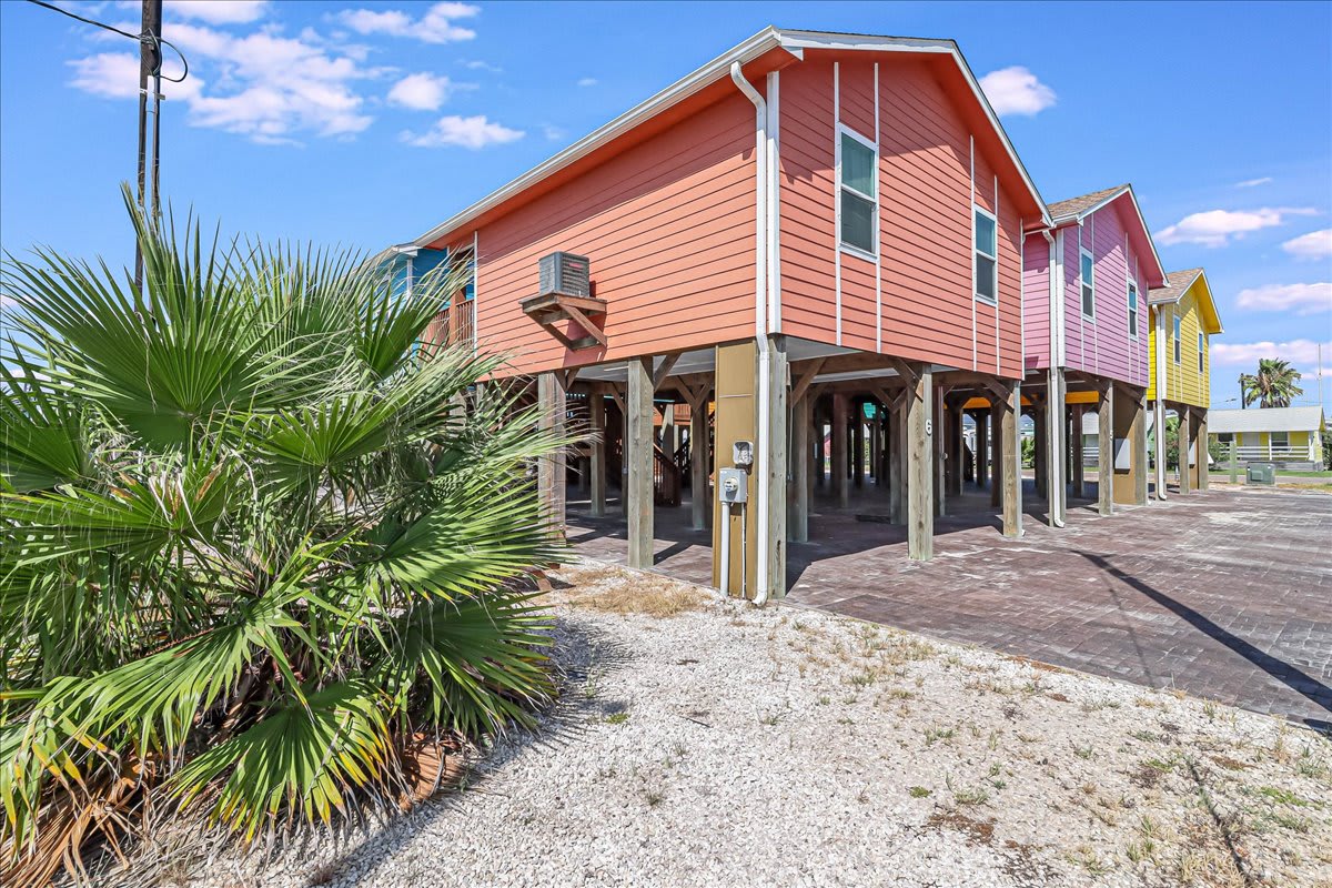 Octopus Cottage (Anchor Courts #2)