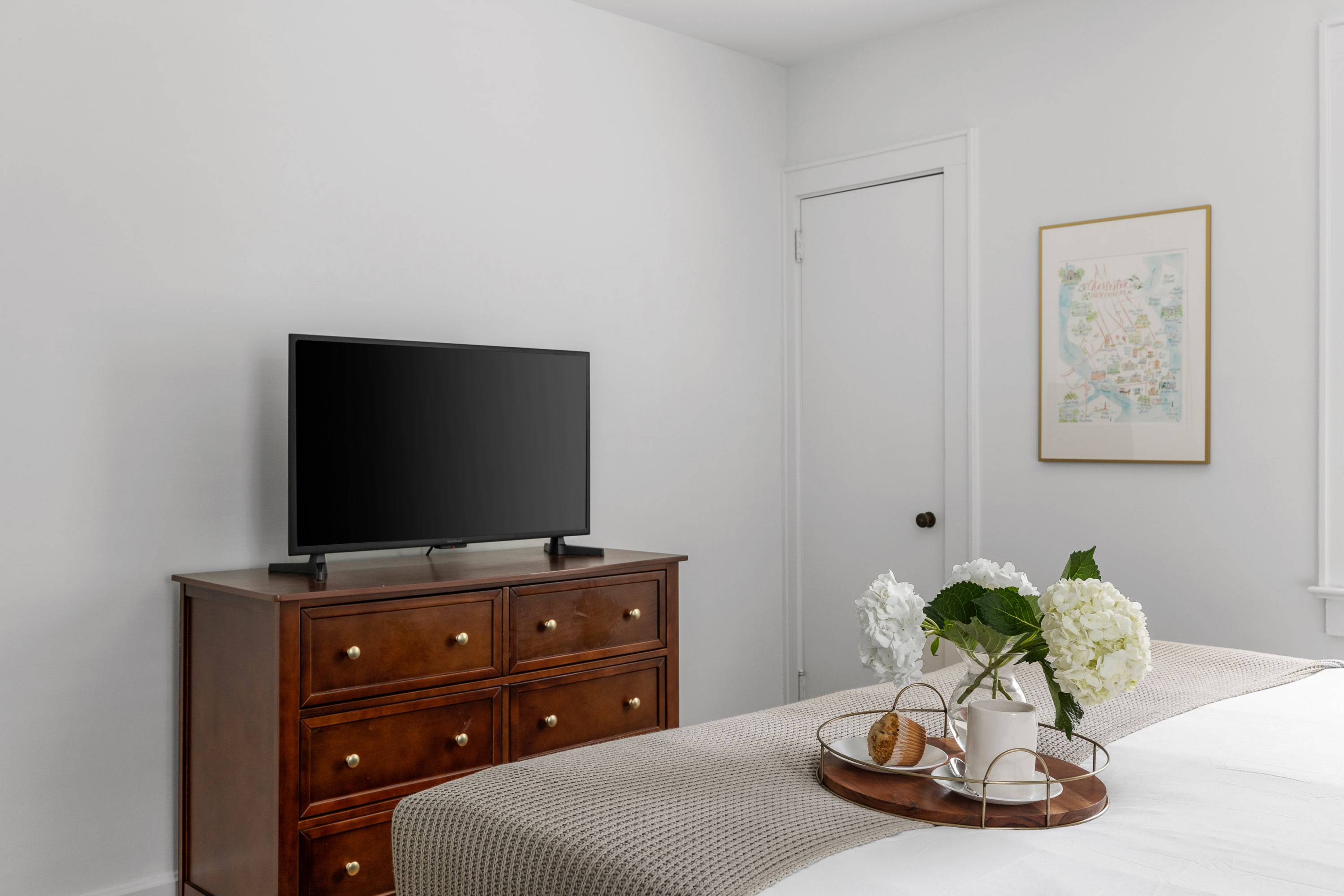 Spacious 4BR Near Downtown & Beaches - Portoro
