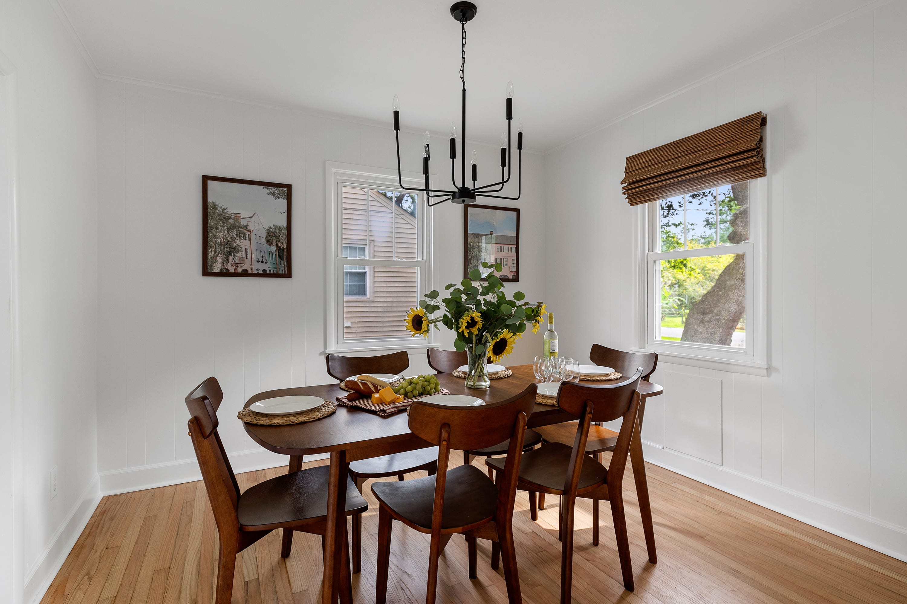 Spacious 4BR Near Downtown & Beaches - Portoro