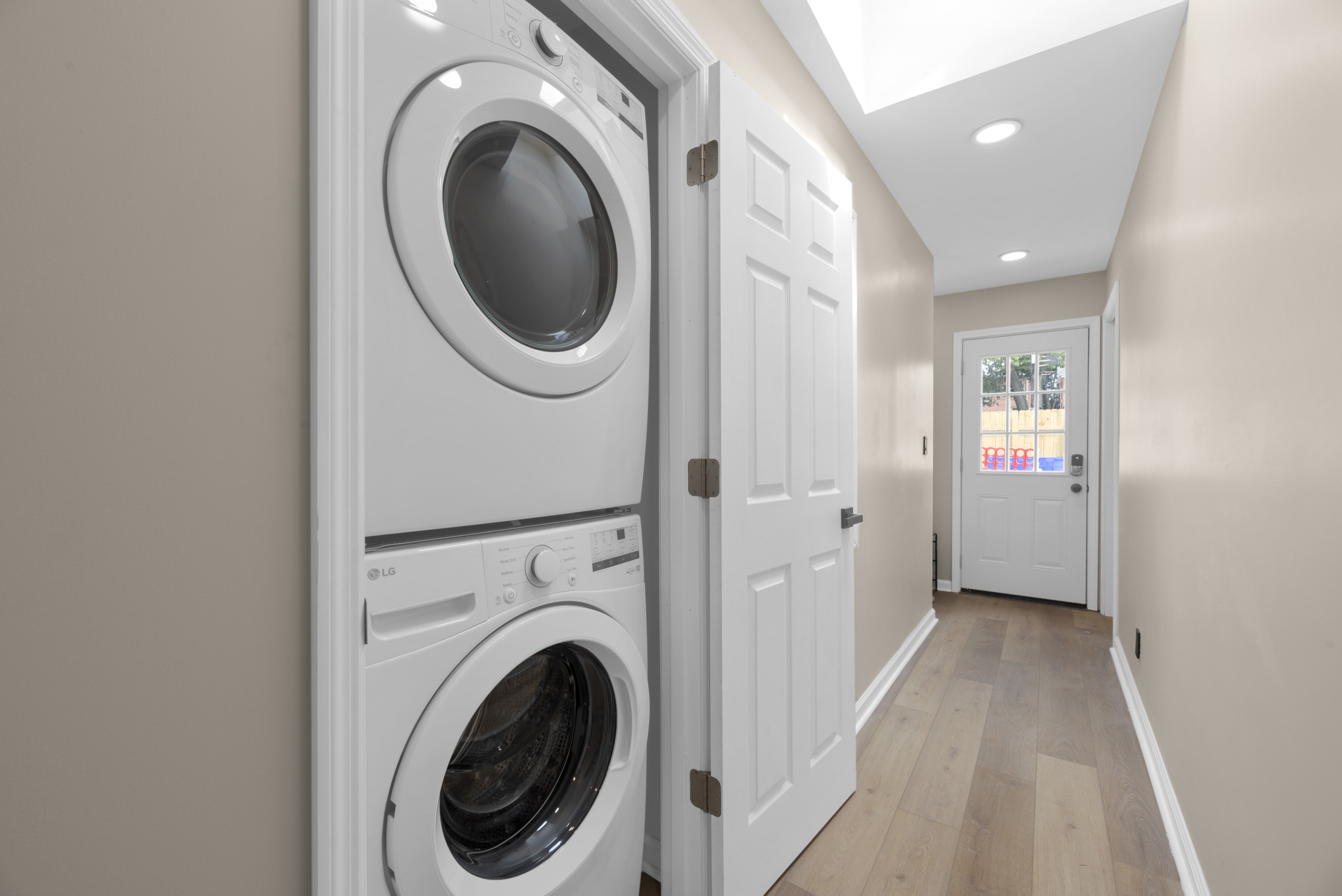 In Unit washer and dryer