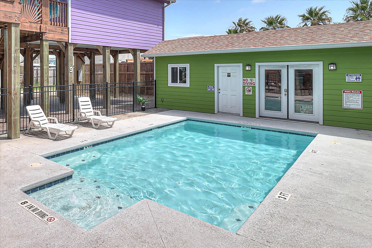 Sailfish Cottage (Anchor Courts #7)