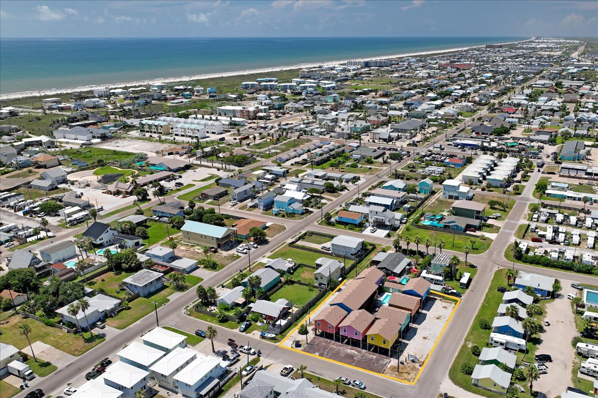 Sailfish Cottage (Anchor Courts #7)