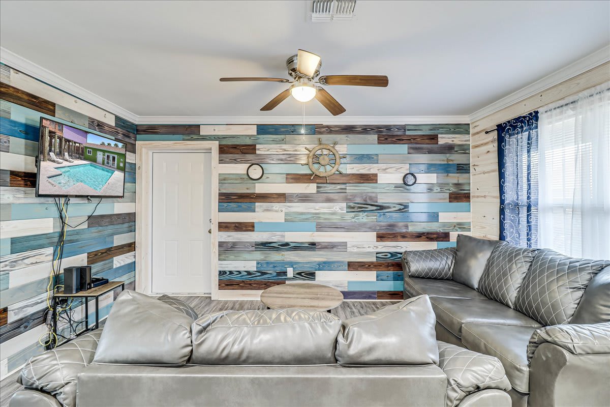 Sailfish Cottage (Anchor Courts #7)