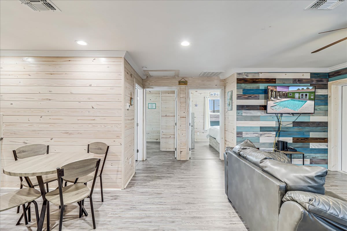 Sailfish Cottage (Anchor Courts #7)