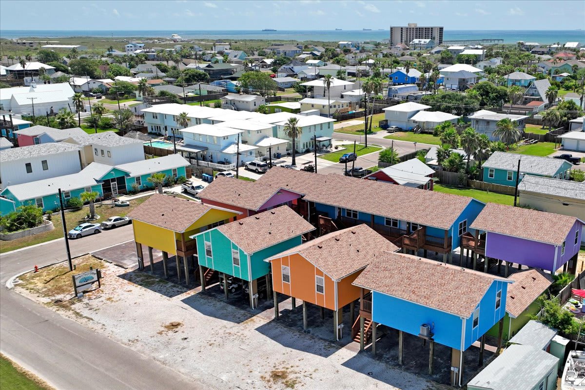 Pelican Cottage (Anchor Courts #8)