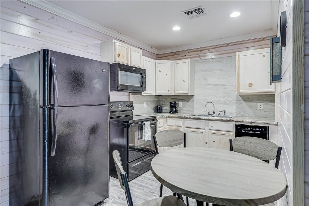 Fully equipped kitchen