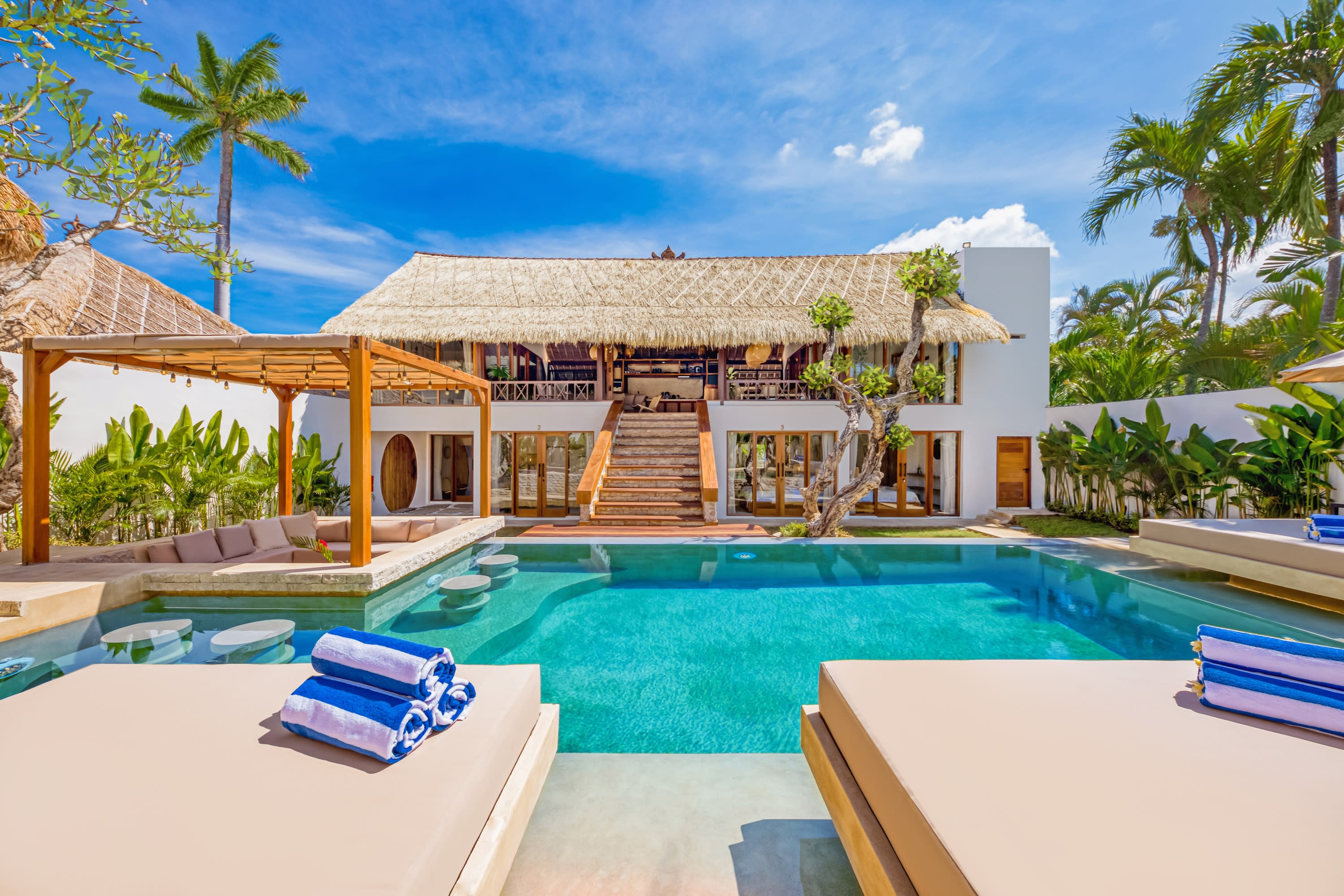 Villa Atlanta - Luxury 7BDR, Prime Location — Kecamatan Kuta, Bali — vacation rental