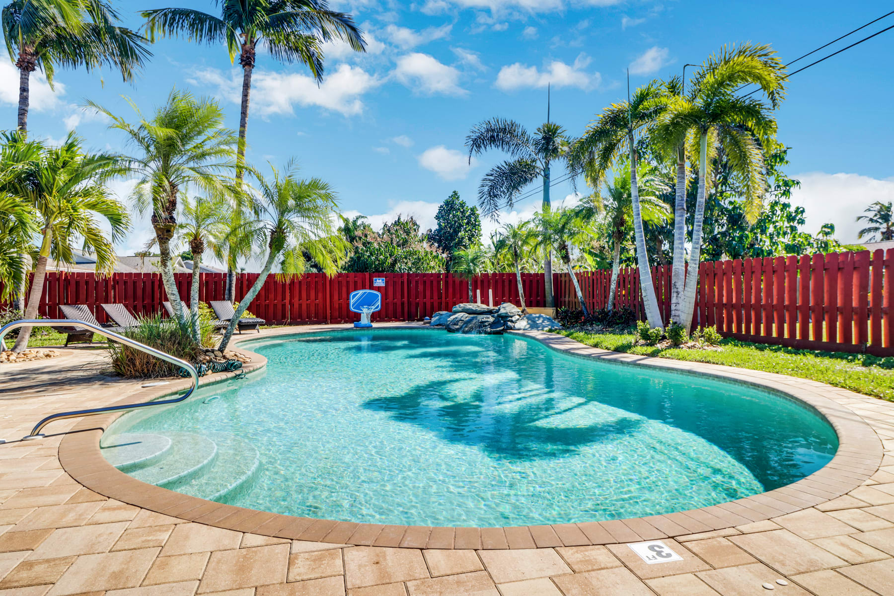 Welcome to your paradise backyard!