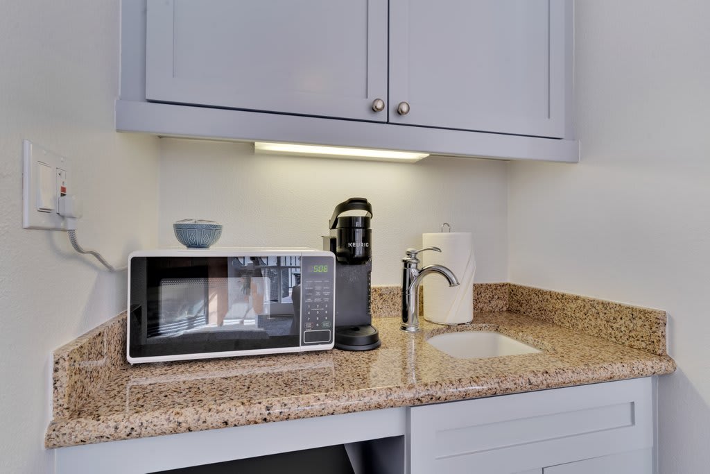 Newly Remodeled Desert Getaway Studio #B - Photo 3