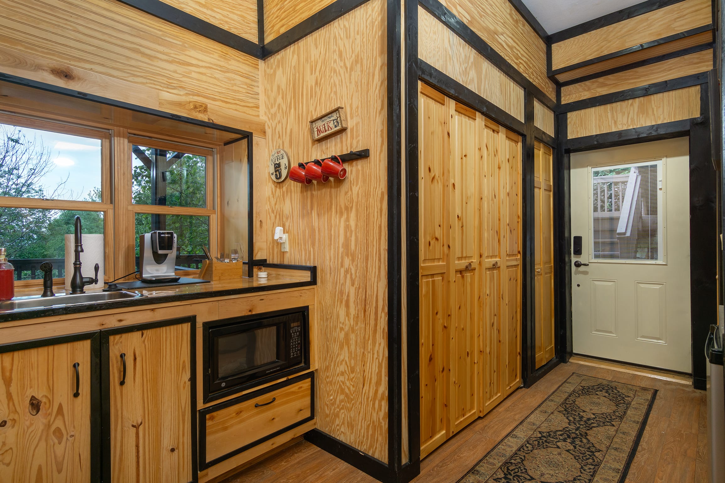 Basement and Wet Bar!