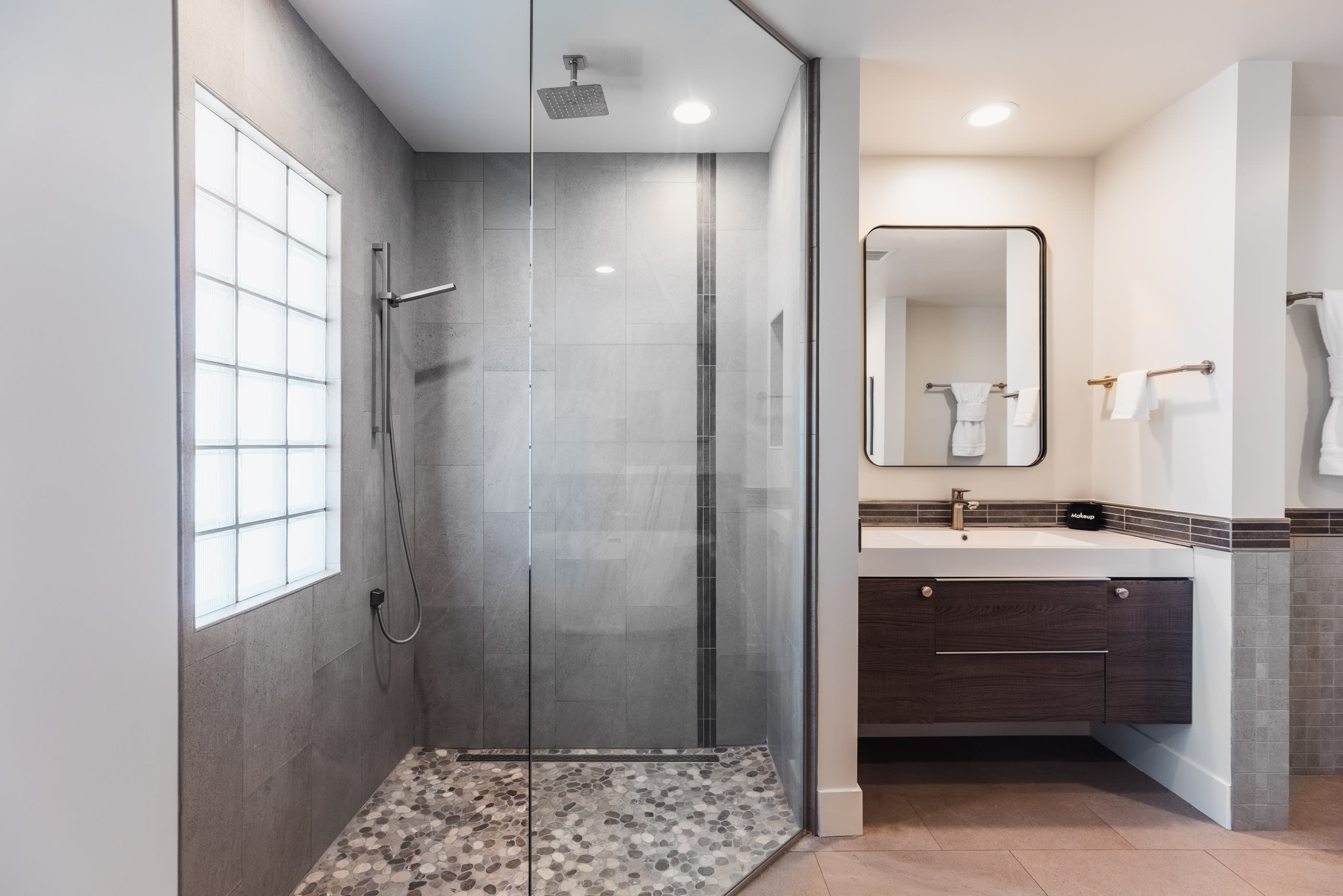 Master Bathroom!