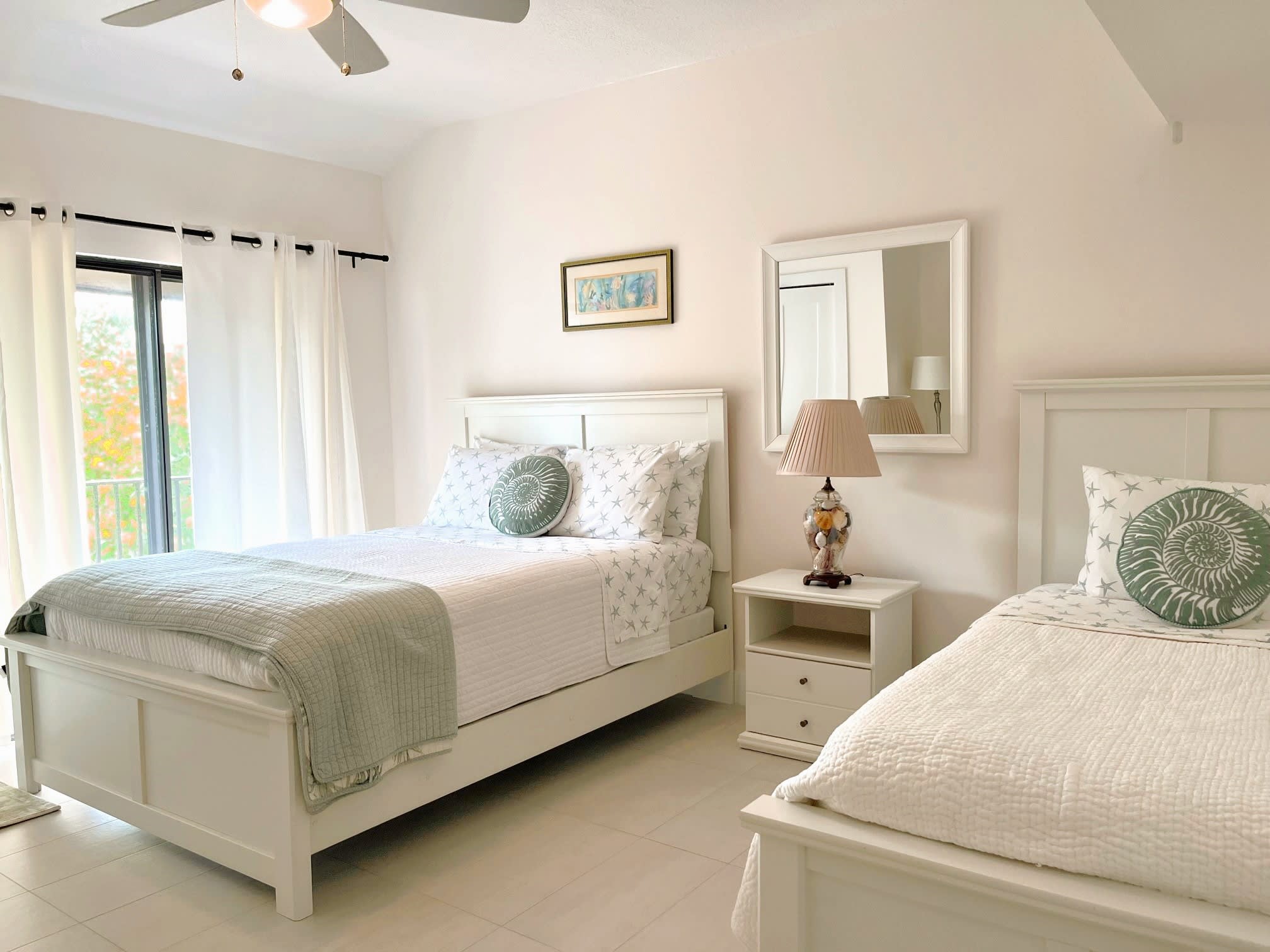 Guest Bedroom Queen and Twin Size Beds