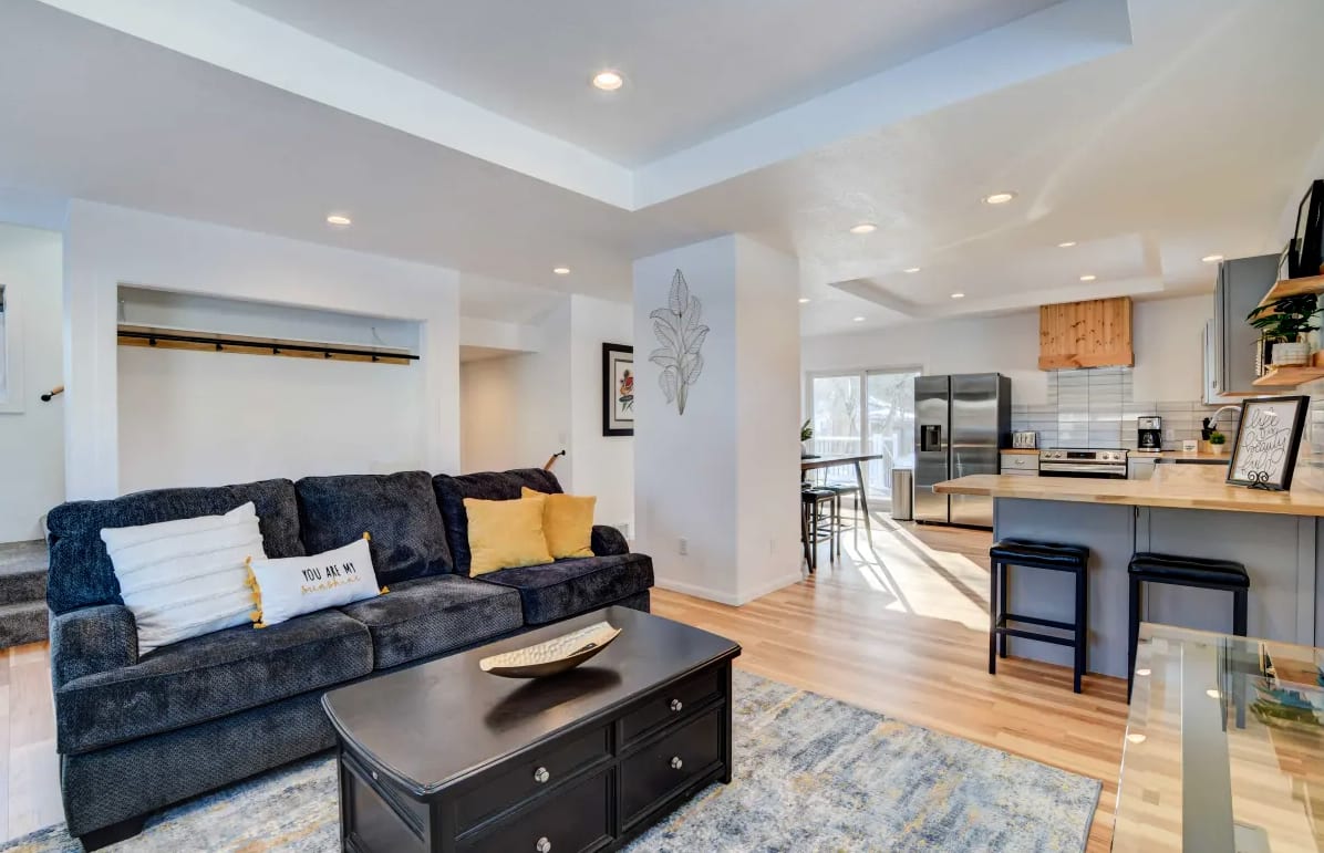 Moorhead Home Rental Near Downtown Fargo!