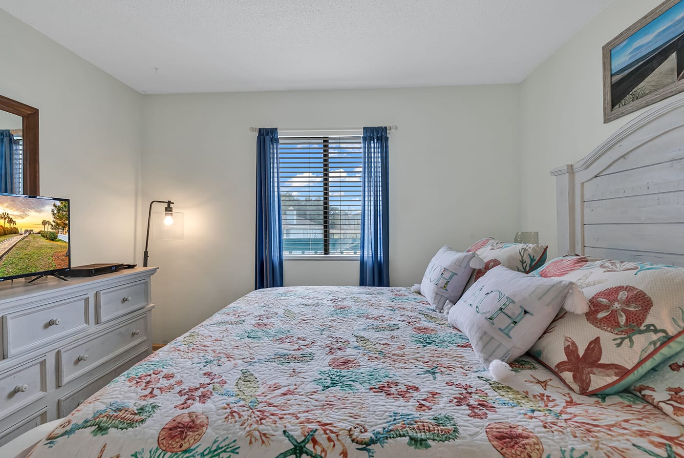 Dream Ocean View Villa Steps to Beach Top Location w Pool
