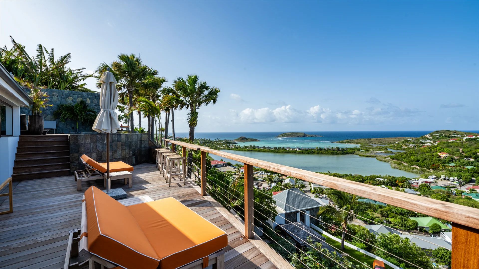 Superb 2 Bedroom With Ocean View | Photo 6