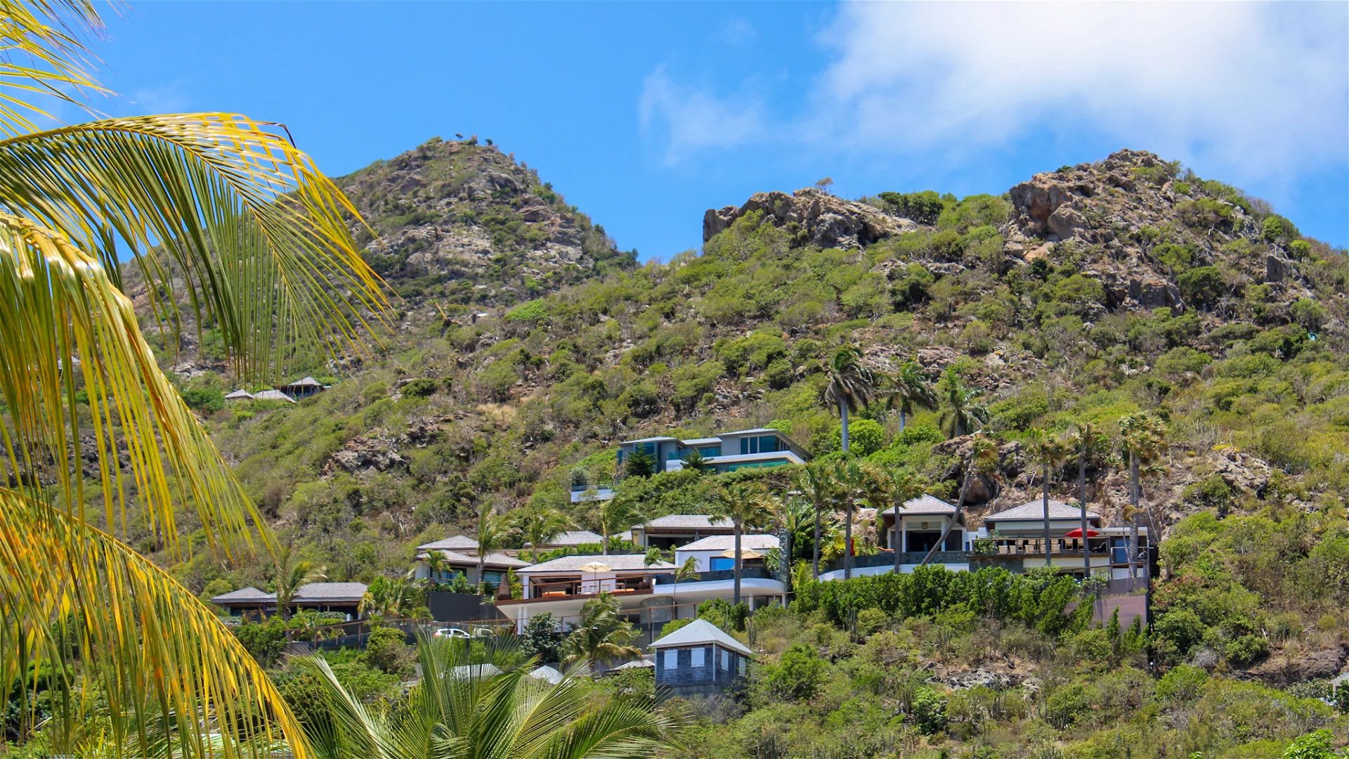 Superb 2 Bedroom With Ocean View | Photo 10