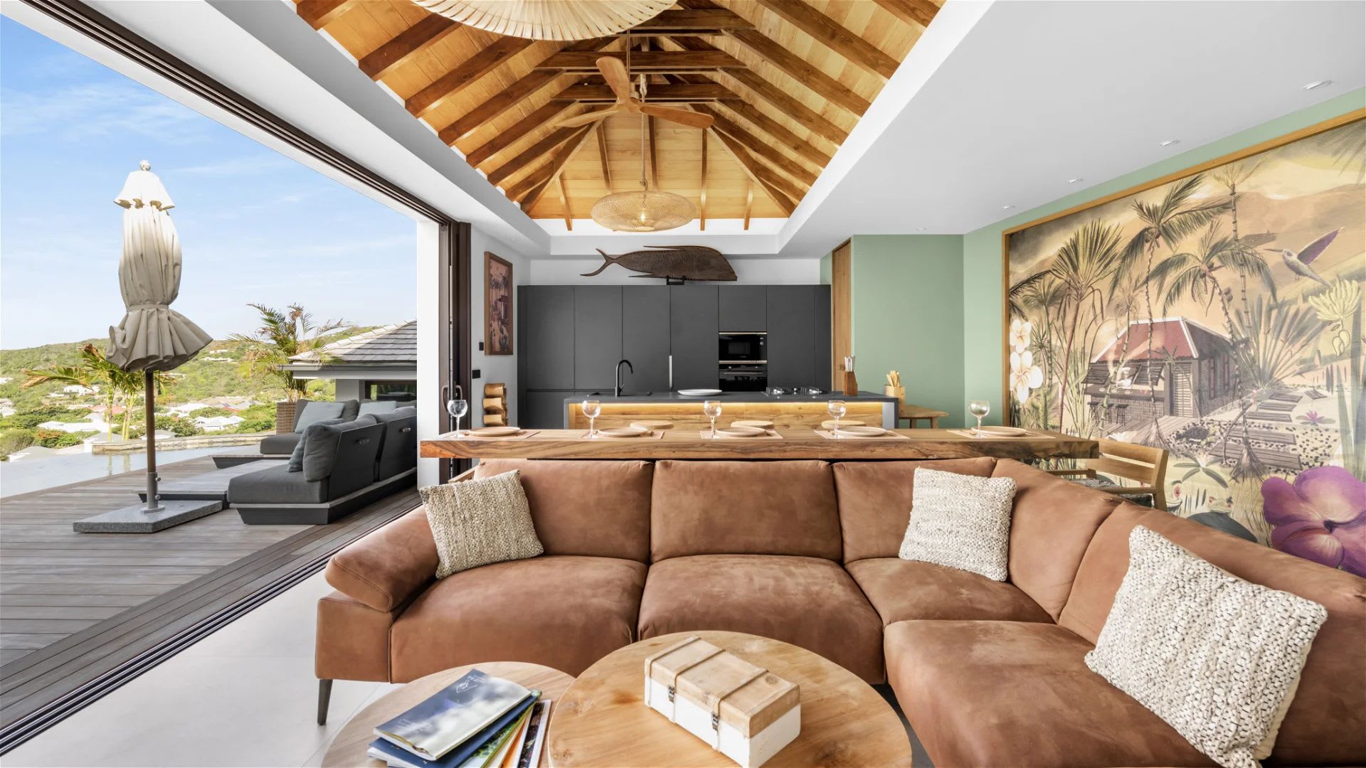 Superb 2 Bedroom With Ocean View | Photo 12