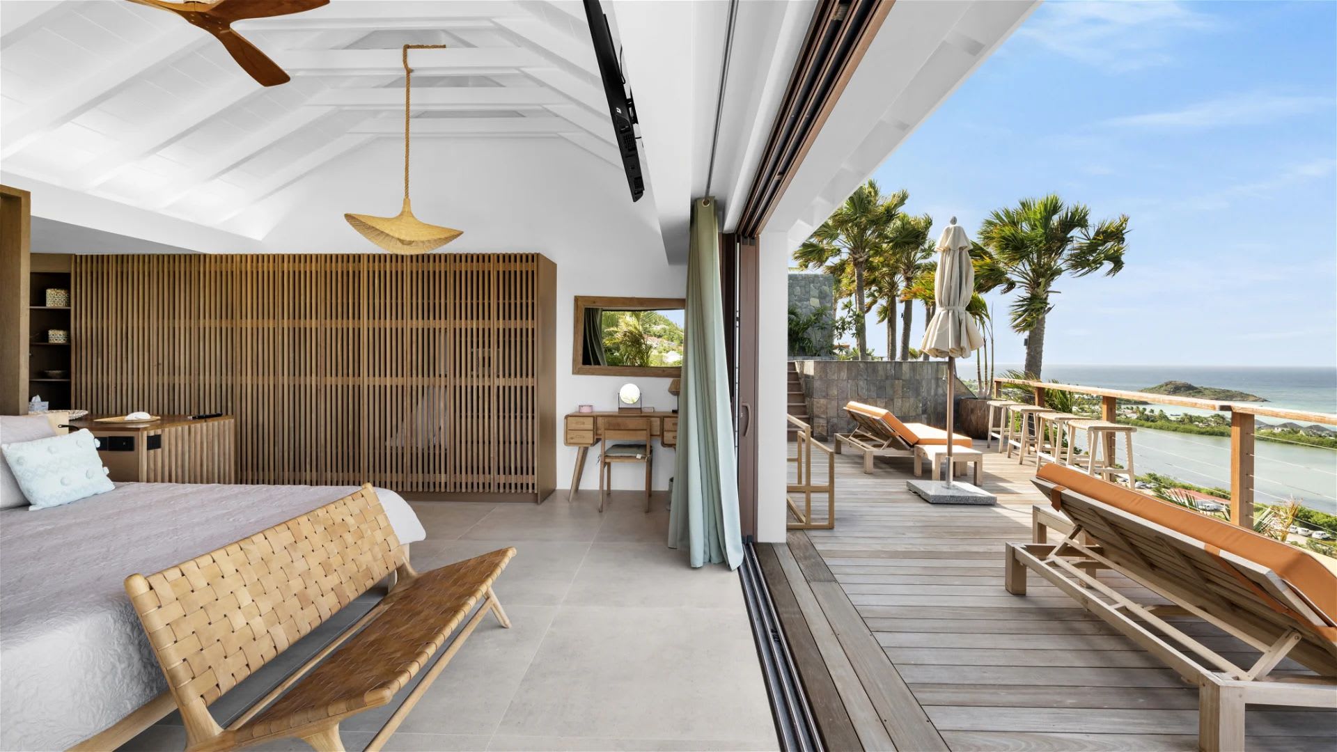 Superb 2 Bedroom With Ocean View | Photo 24