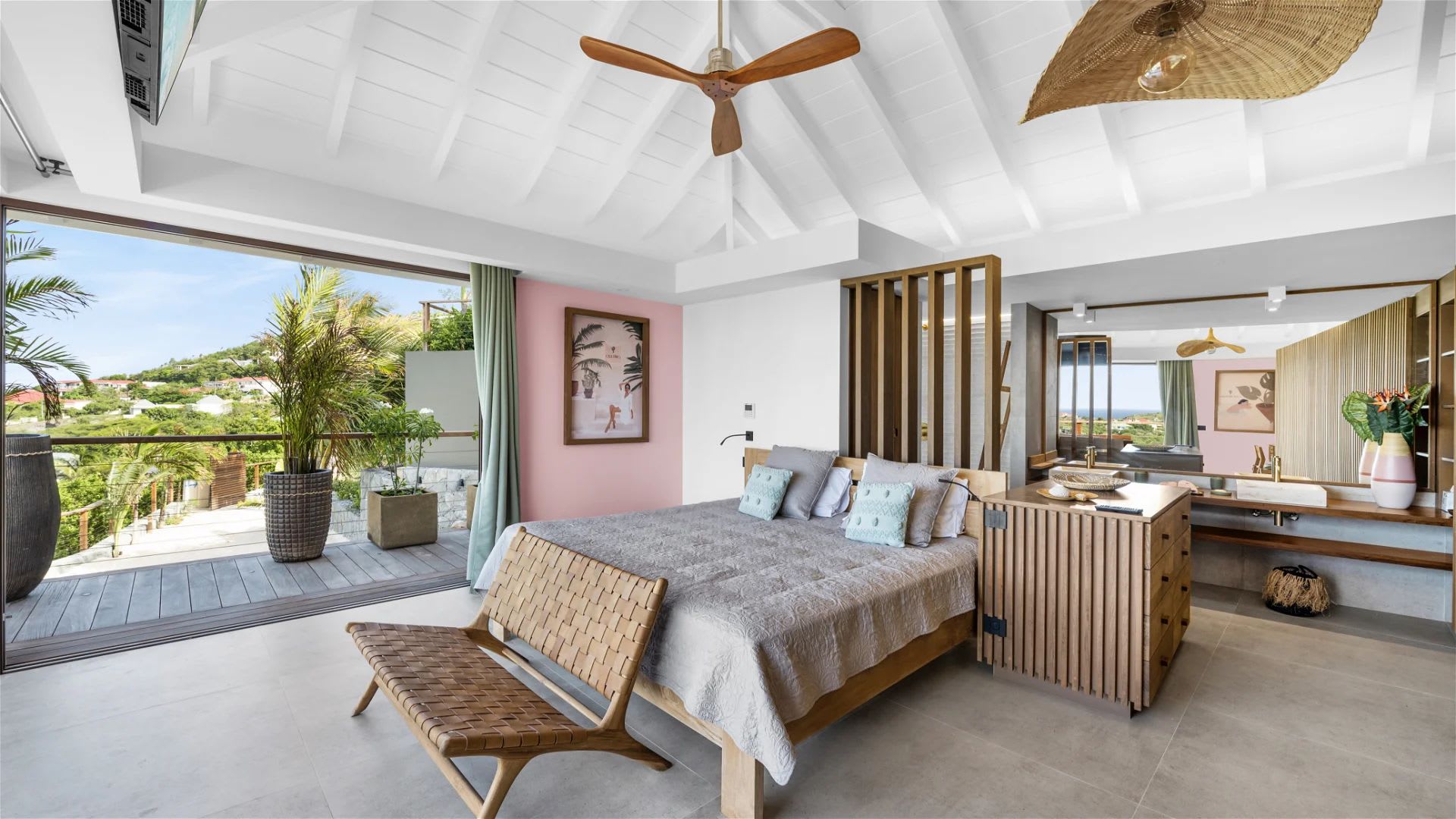 Superb 2 Bedroom With Ocean View | Photo 22