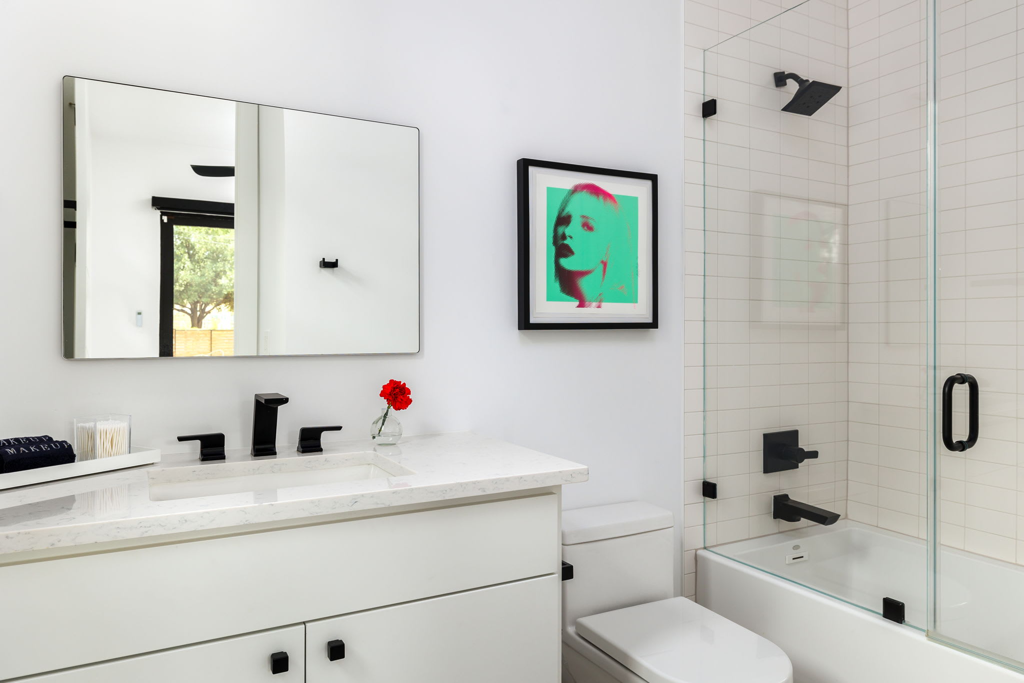 Walk to Town Lake & Rainey | Zenith - Portoro