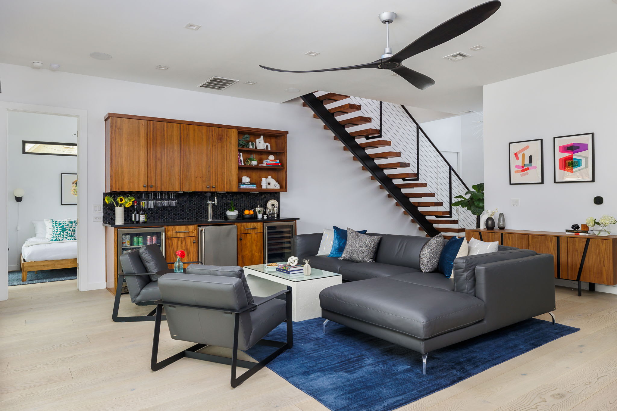 Walk to Town Lake & Rainey | Zenith - Portoro