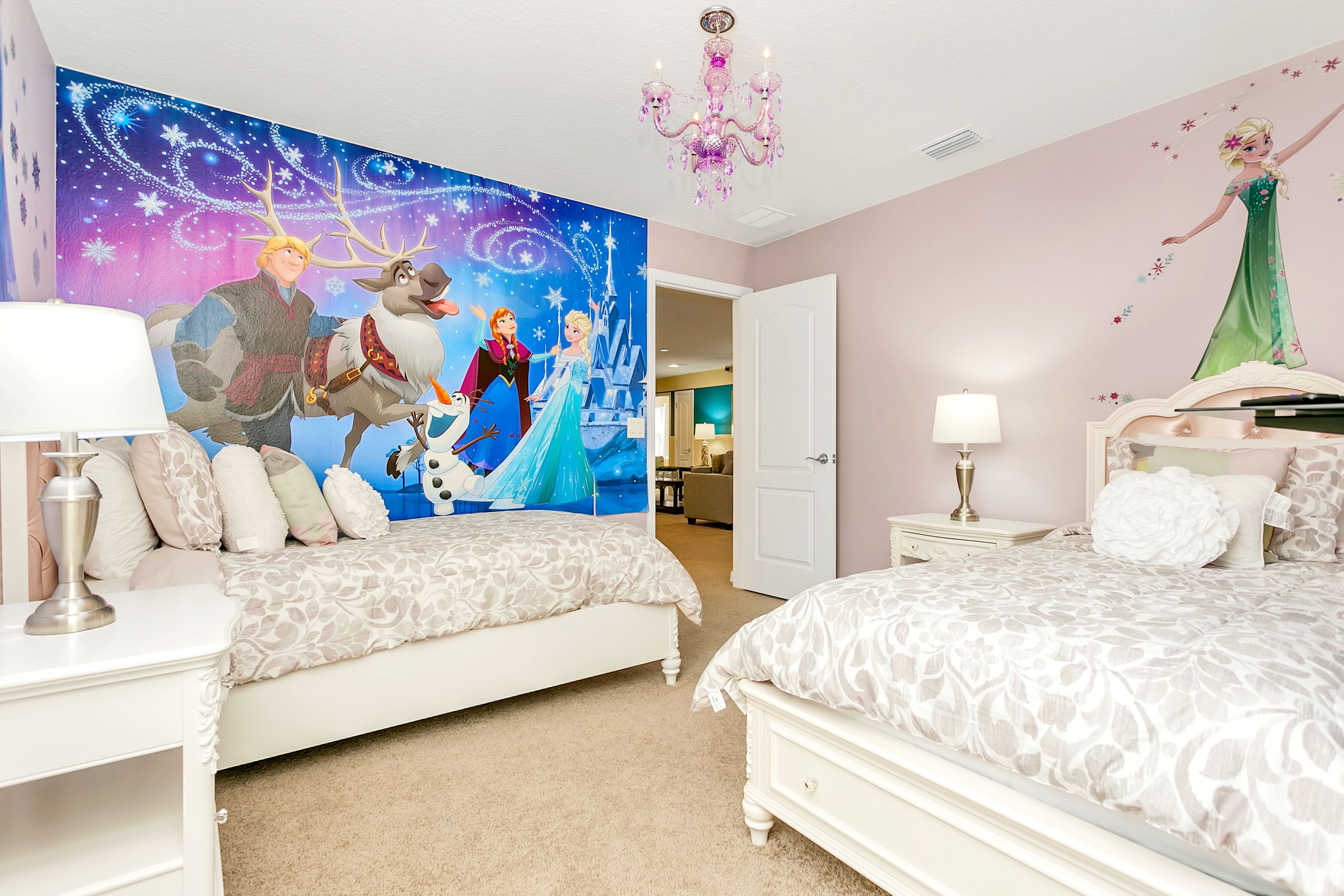 Frozen Themed Room