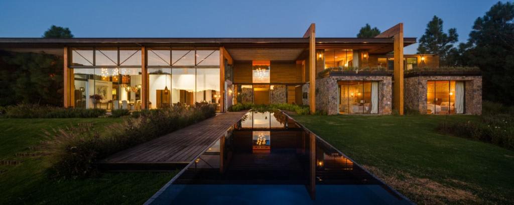 Casa Espejo, Valle de Bravo — Valle de Bravo, México — vacation rental